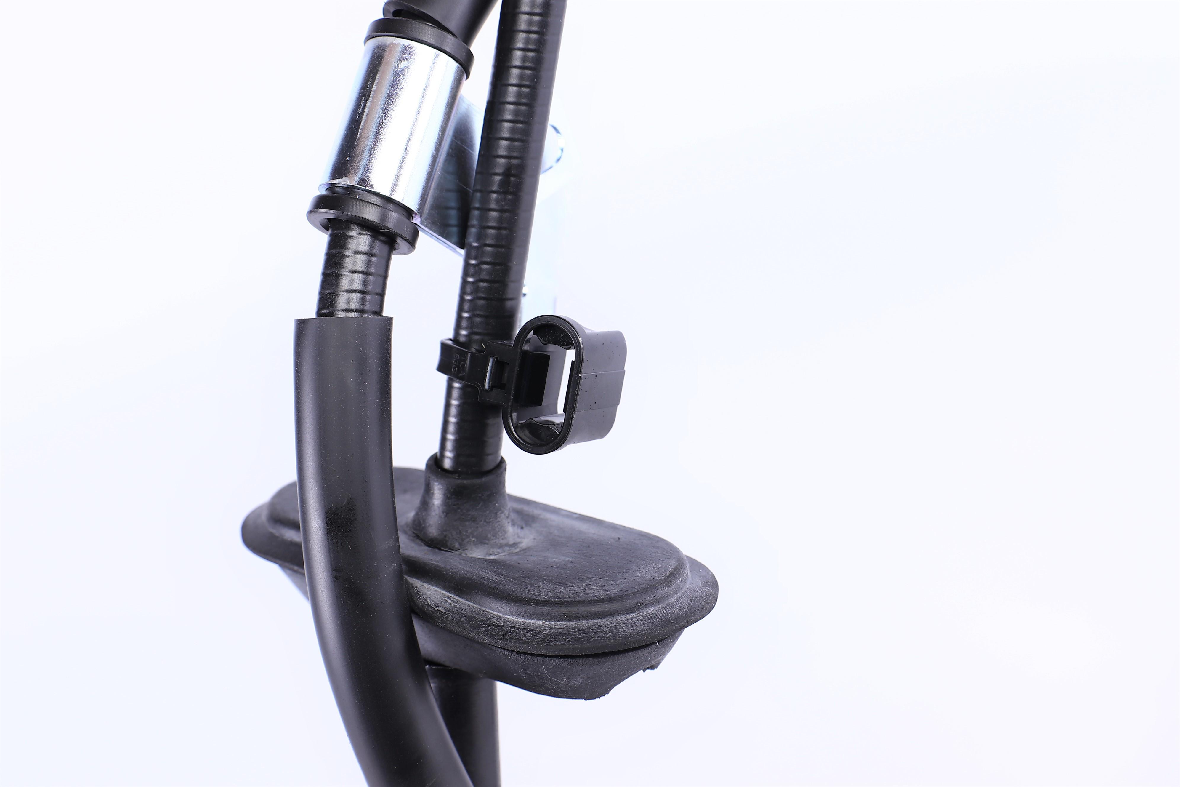 Трос ручника (R) Opel Astra J/Chevrolet Cruze 09- (1815/1685 мм)