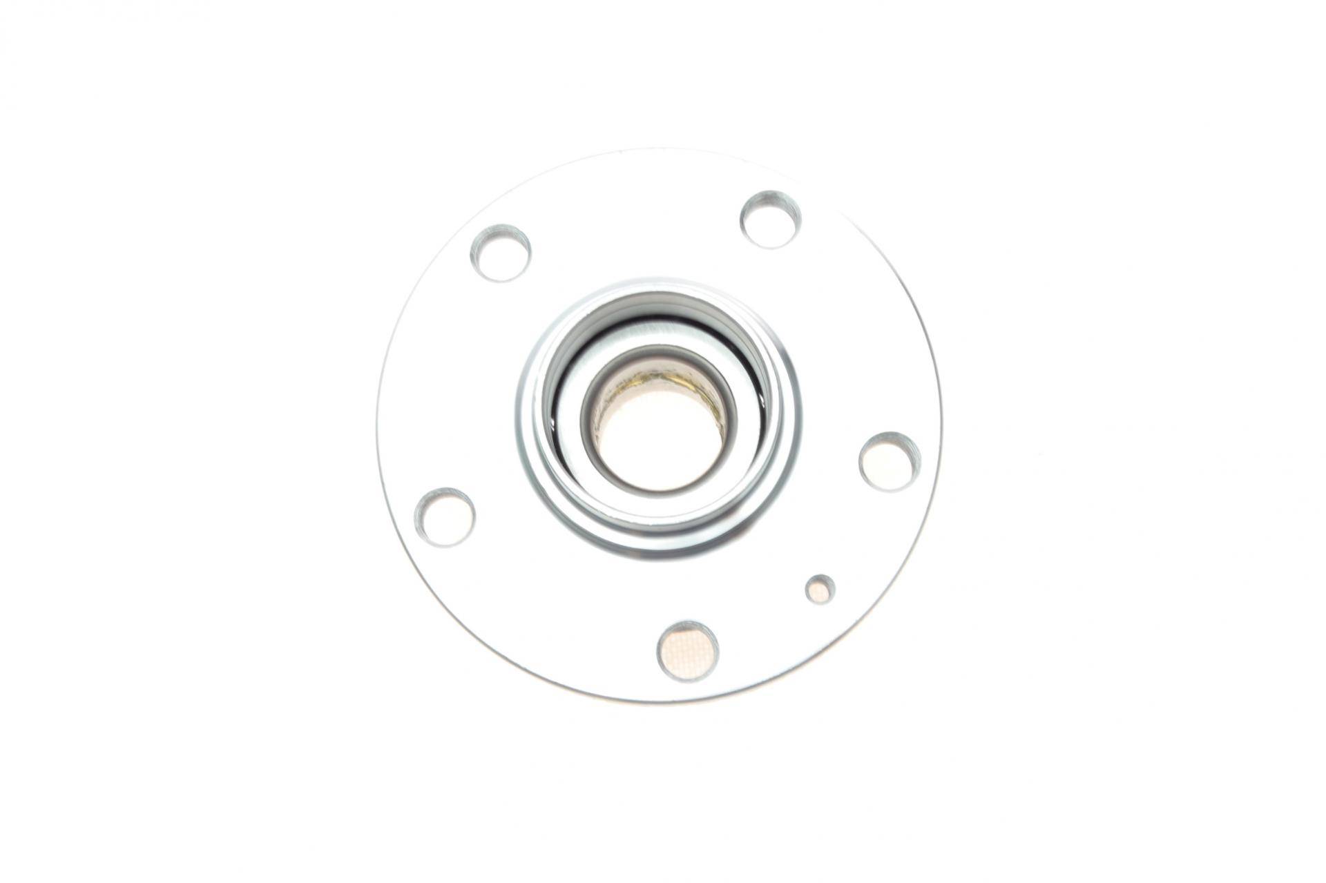 Підшипник маточини (задньої) VW Golf V/Skoda Octavia 03- (OE VAG)