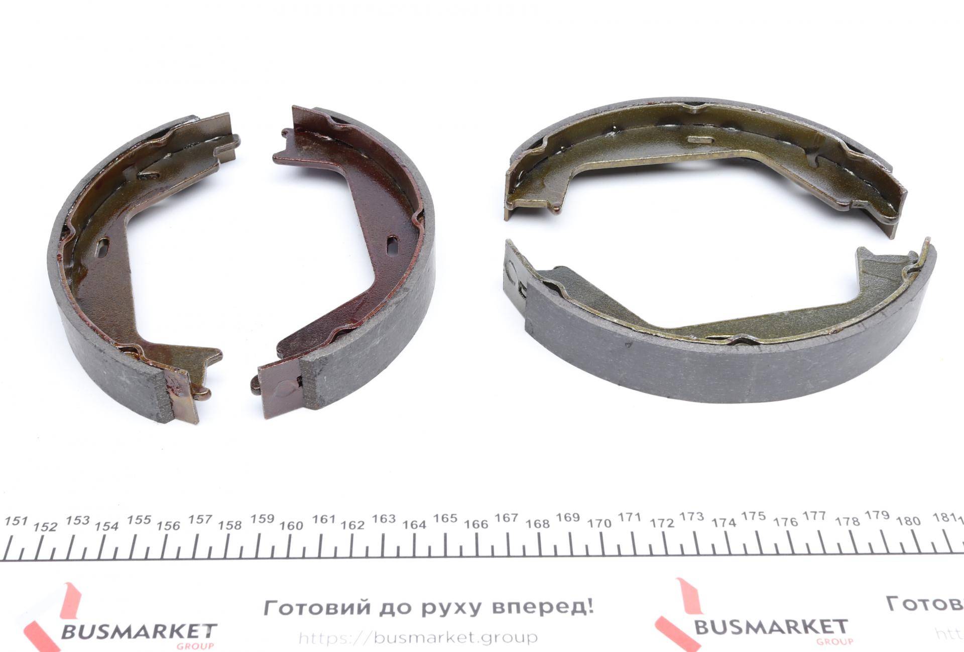 Колодки ручника Volvo V70 96- (177.8x25)