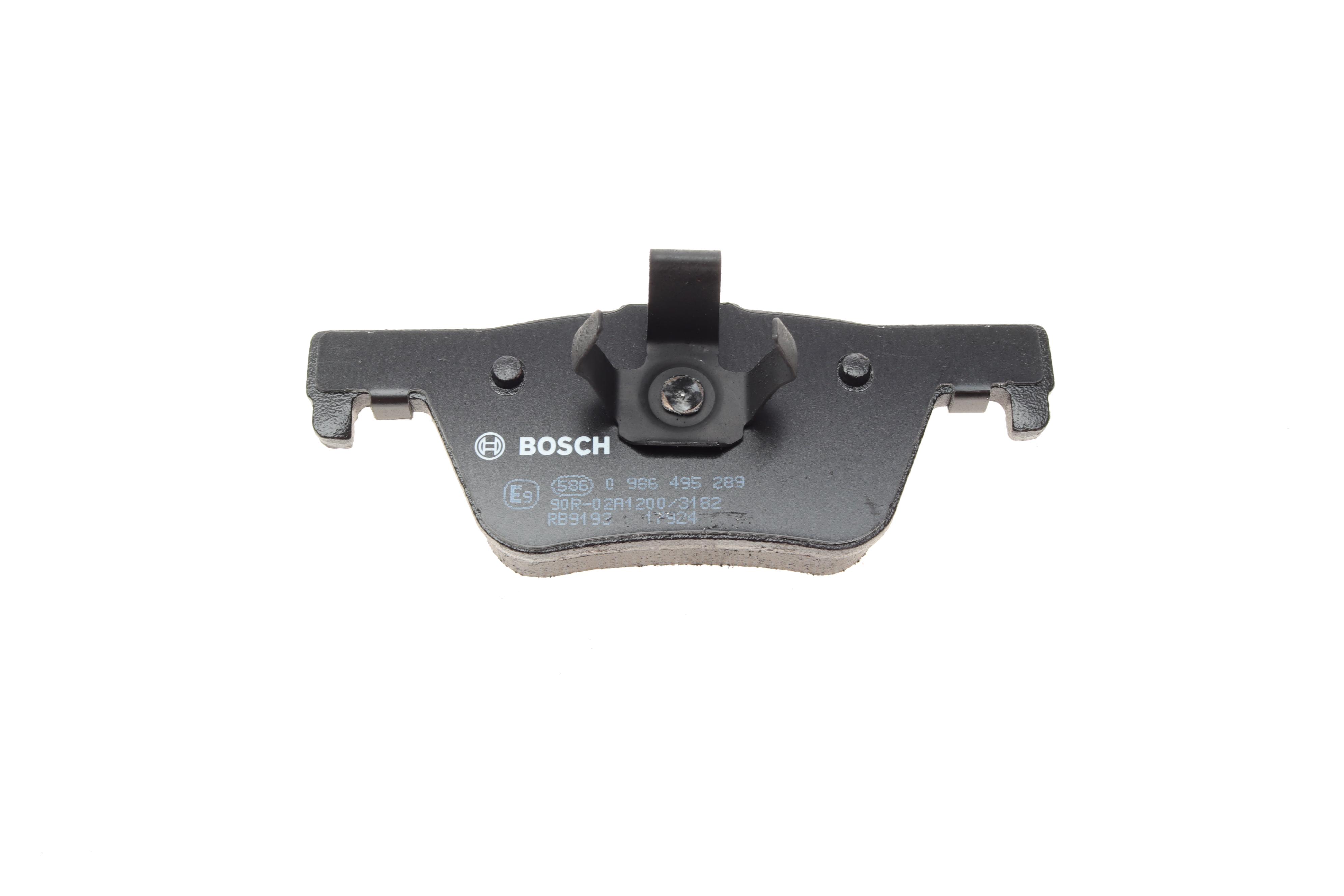 Колодки гальмівні (задні) BMW 1 (F20-21)/2 (F22-23/F45)/3 (F30/F34/F80) 11- B47/B48//N13/N20/N47 замінено на 0 986 494 554