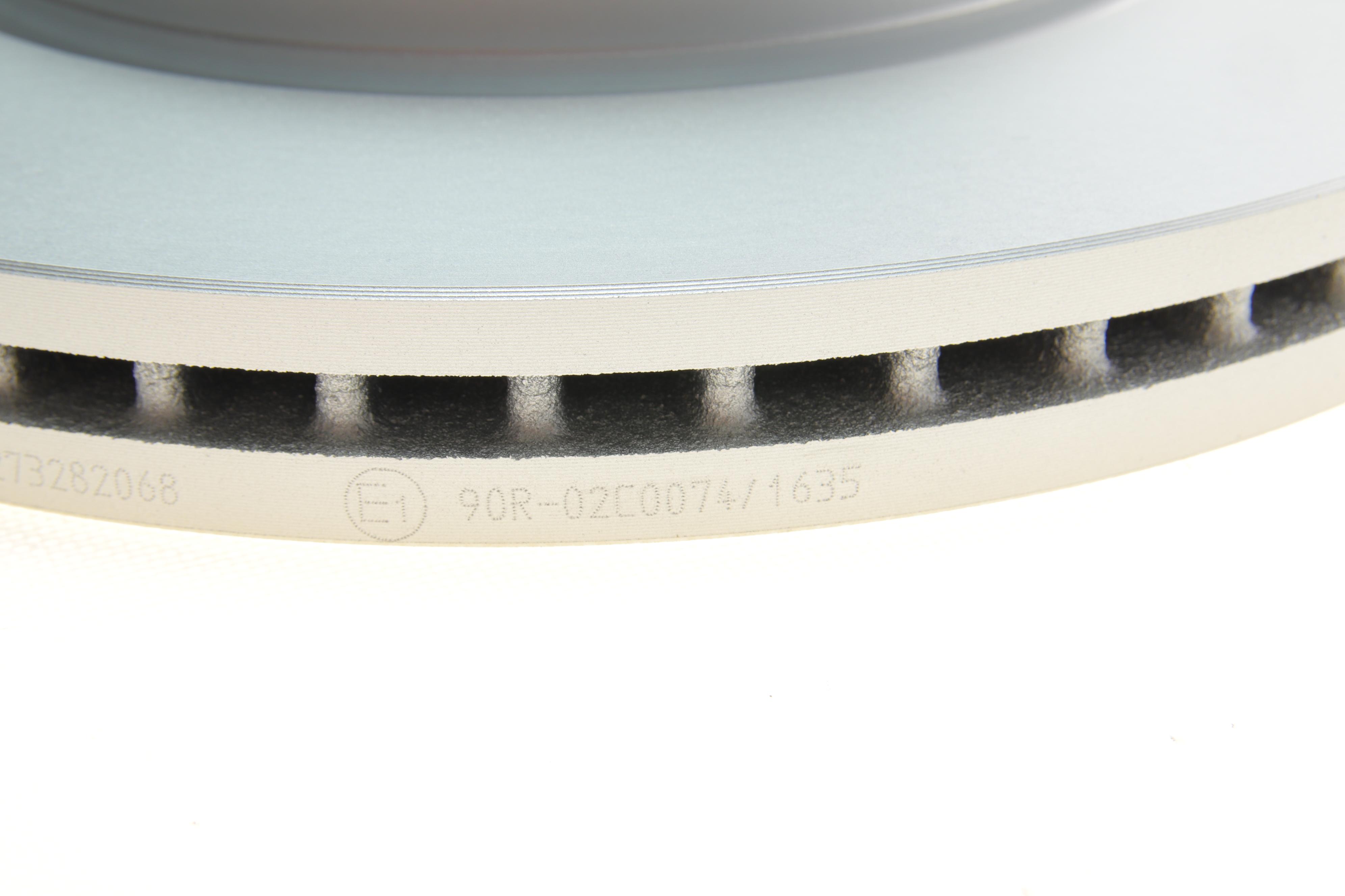 Диск гальмівний (передній) VW Amarok 10- (303x28)