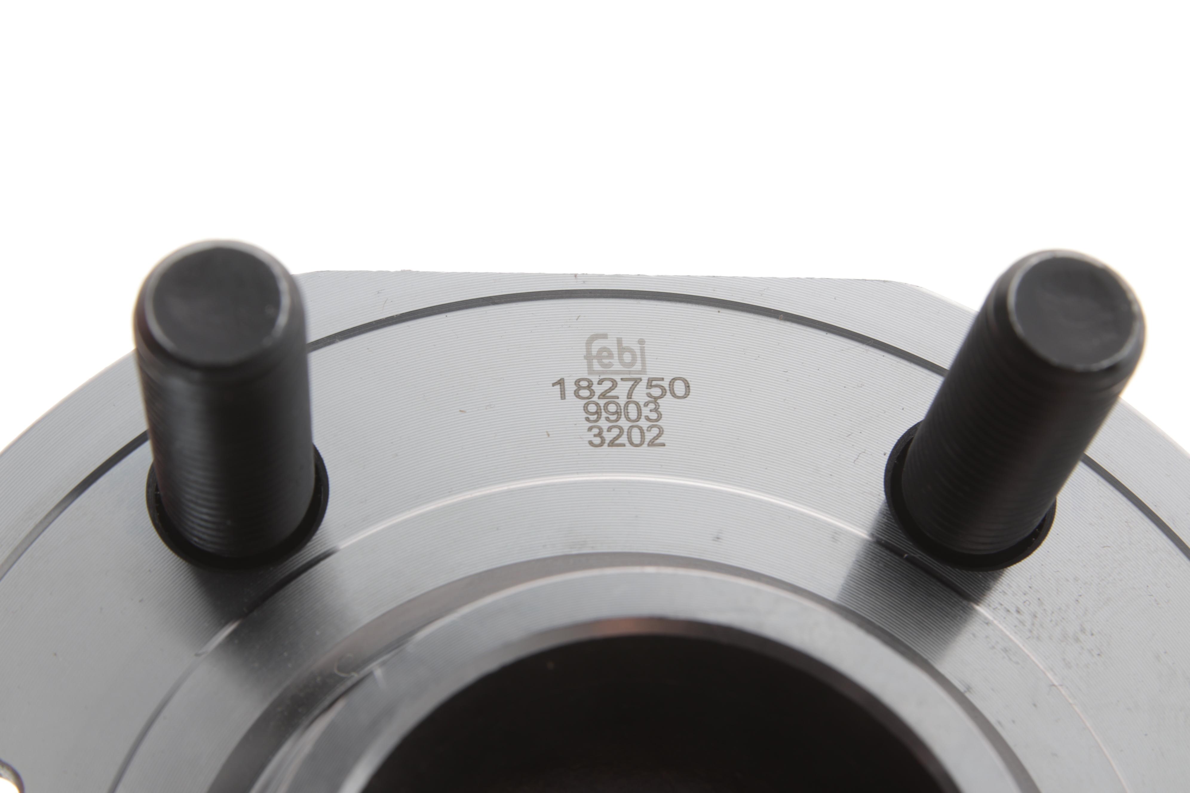 Підшипник маточини (передньої) Tesla Model 3 17-