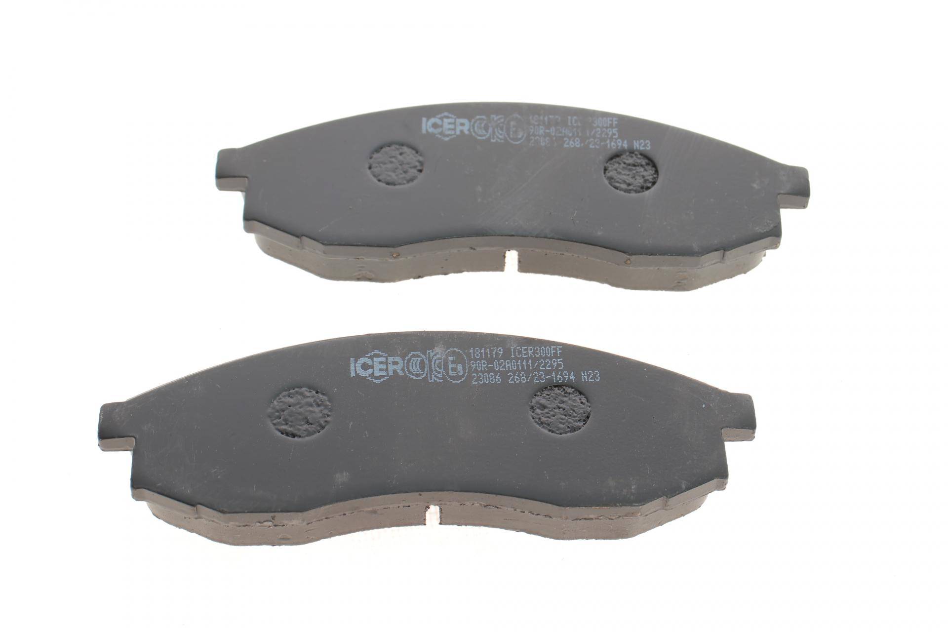 Колодки гальмівні (передні) Mitsubishi L200/Nissan Maxima IV 95-07