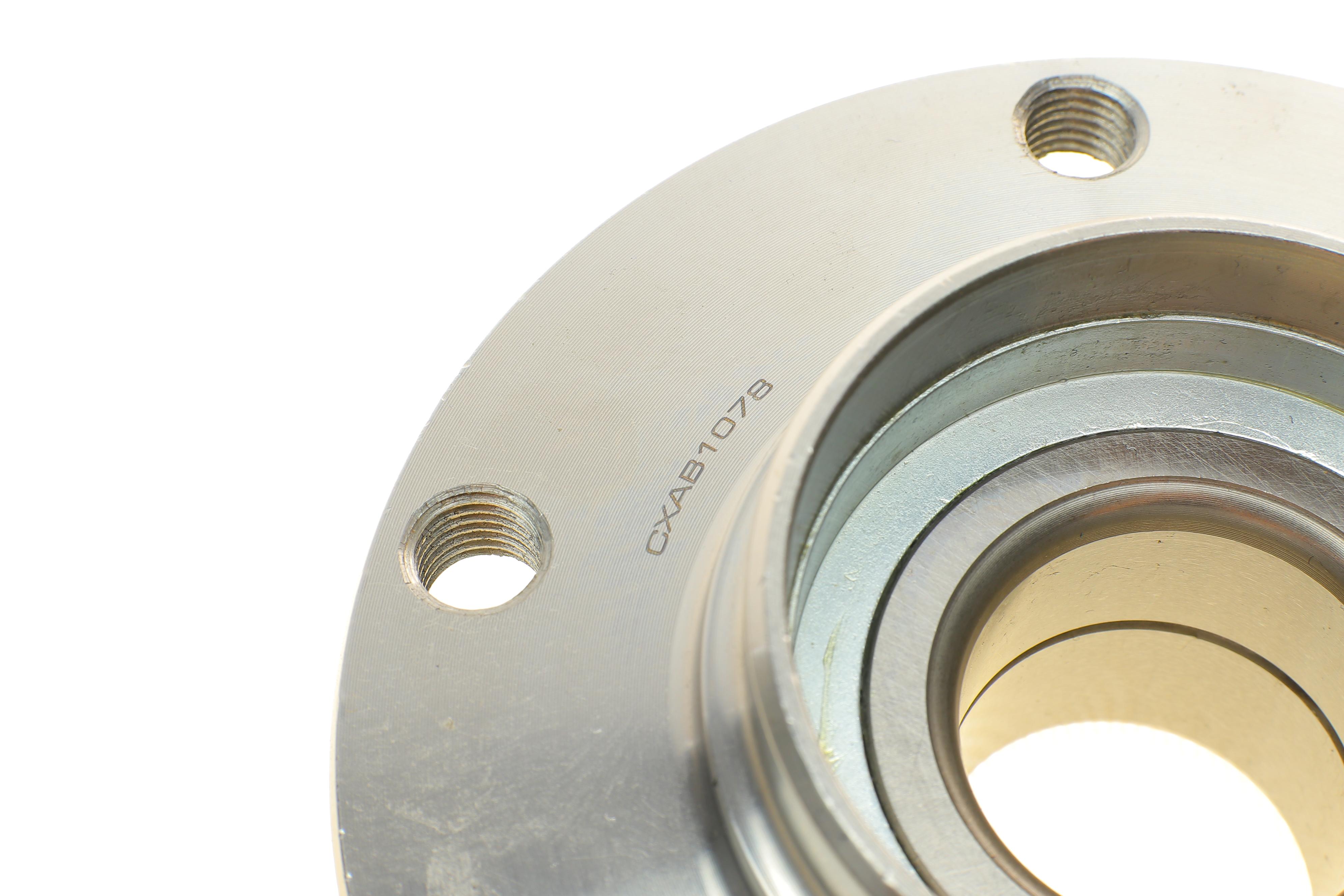 Підшипник маточини (передньої) BMW 7 (E38) 94-01 (37x139x64)