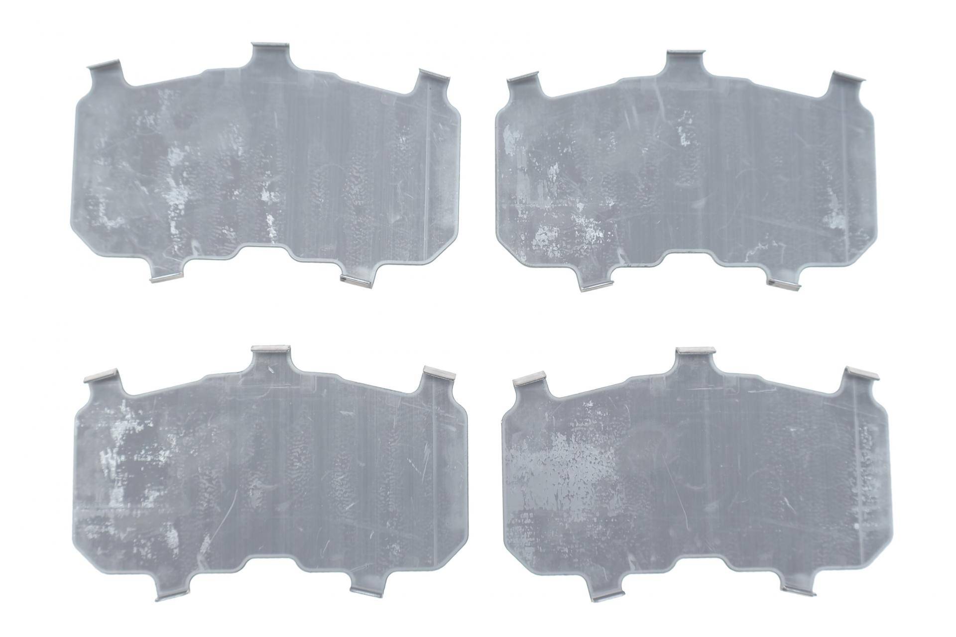 Комплект протискрипних пластин (передніх) Mazda 6 12-