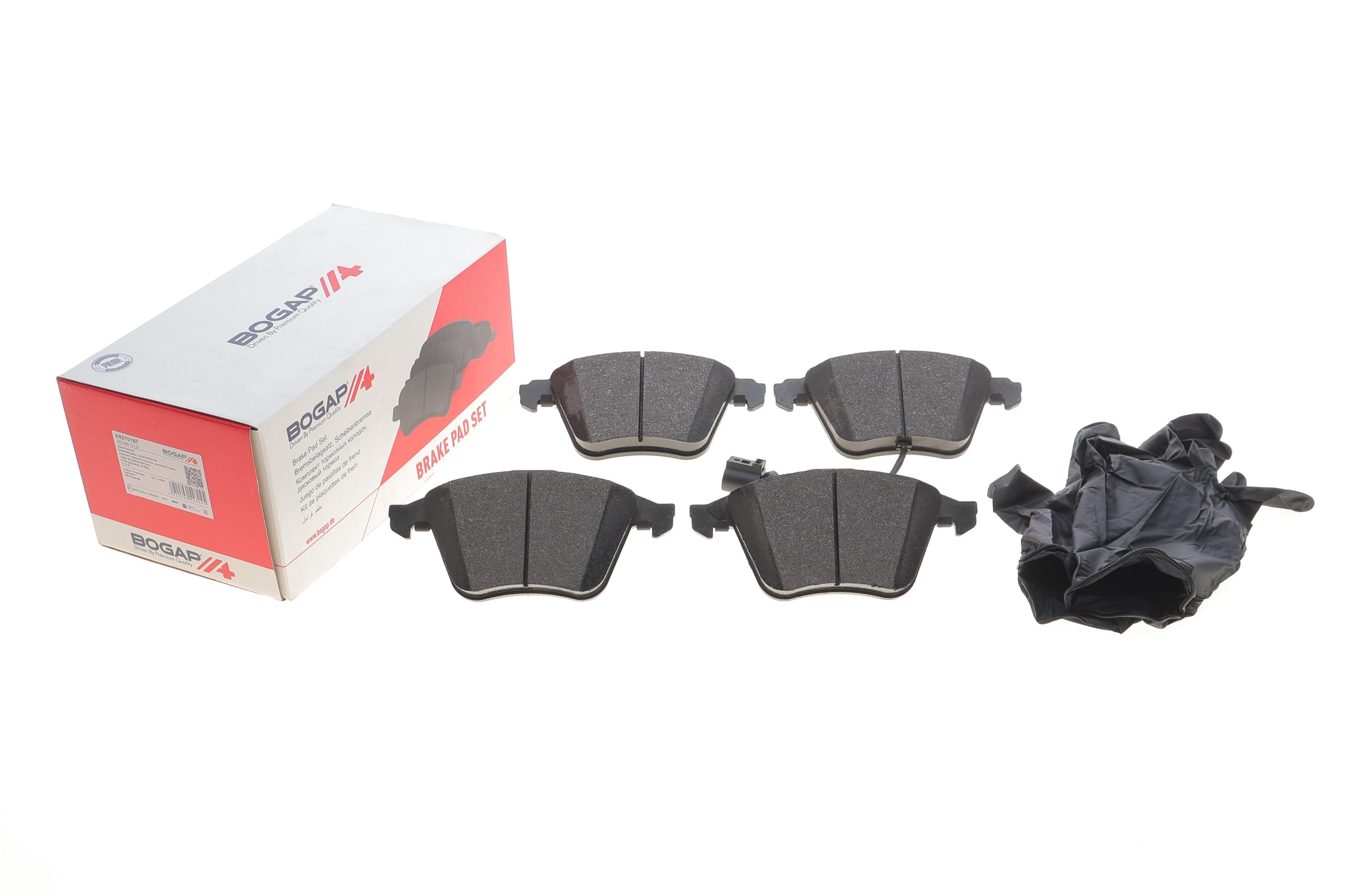 Колодки гальмівні (передні) VW Passat 05-10/Skoda Superb 08-15 (з датчиком)