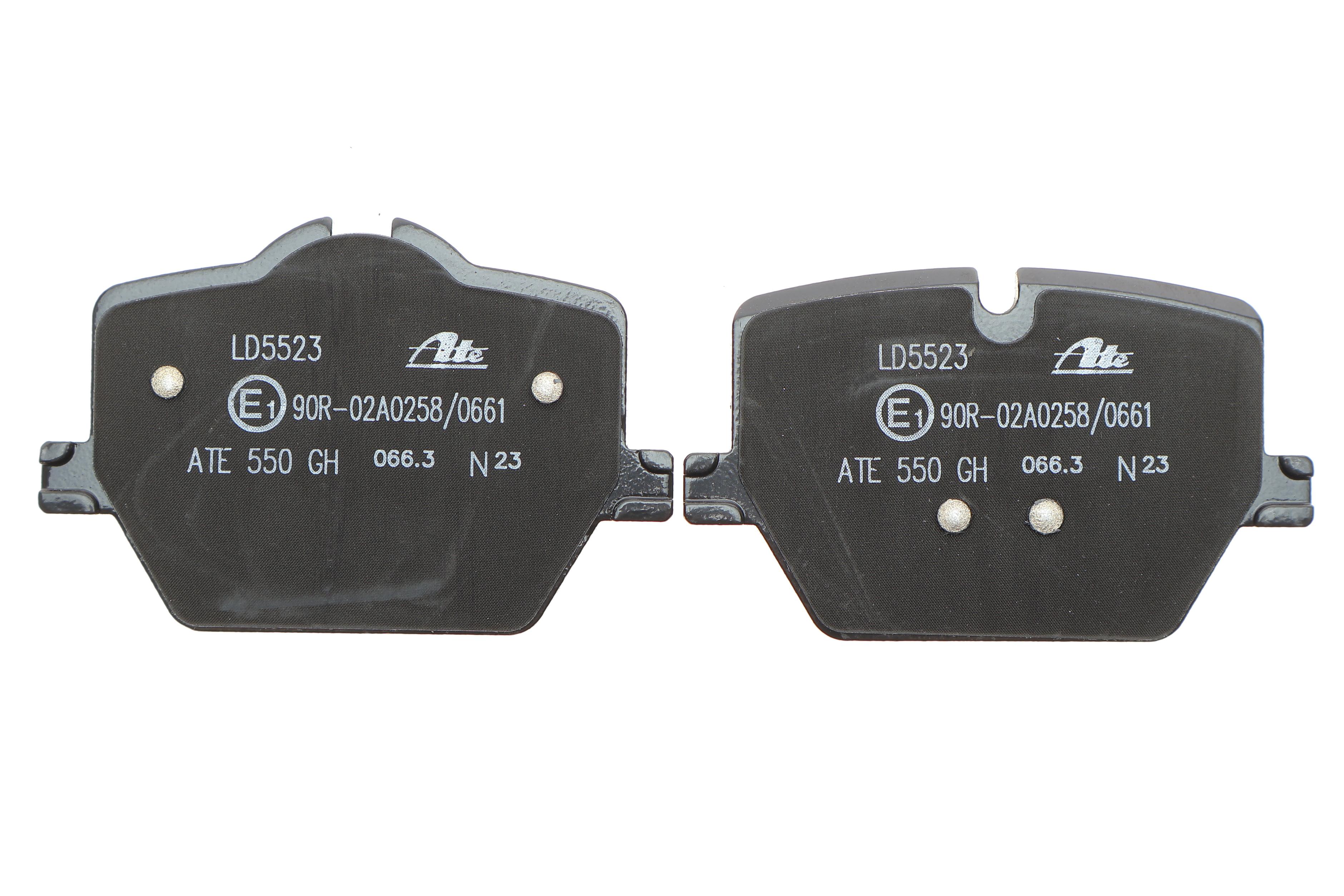 Колодки гальмівні (задні) BMW 3 (G20/G21/G80/G81/G28)/4 (G22/G23/G82/G83/G26) 18-/i4 (G26) 21- ATE Ceramic