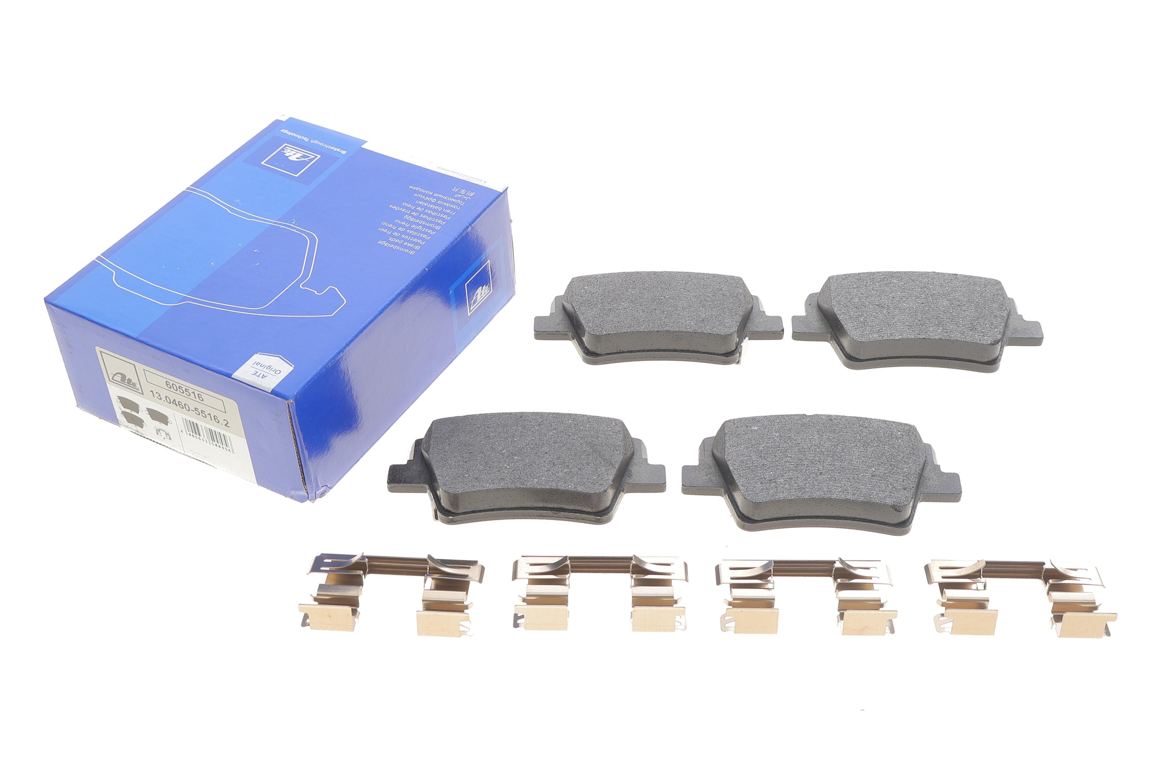 Колодки гальмівні (задні) Hyundai Santa Fe IV 18- (Mando) (з датчиком)