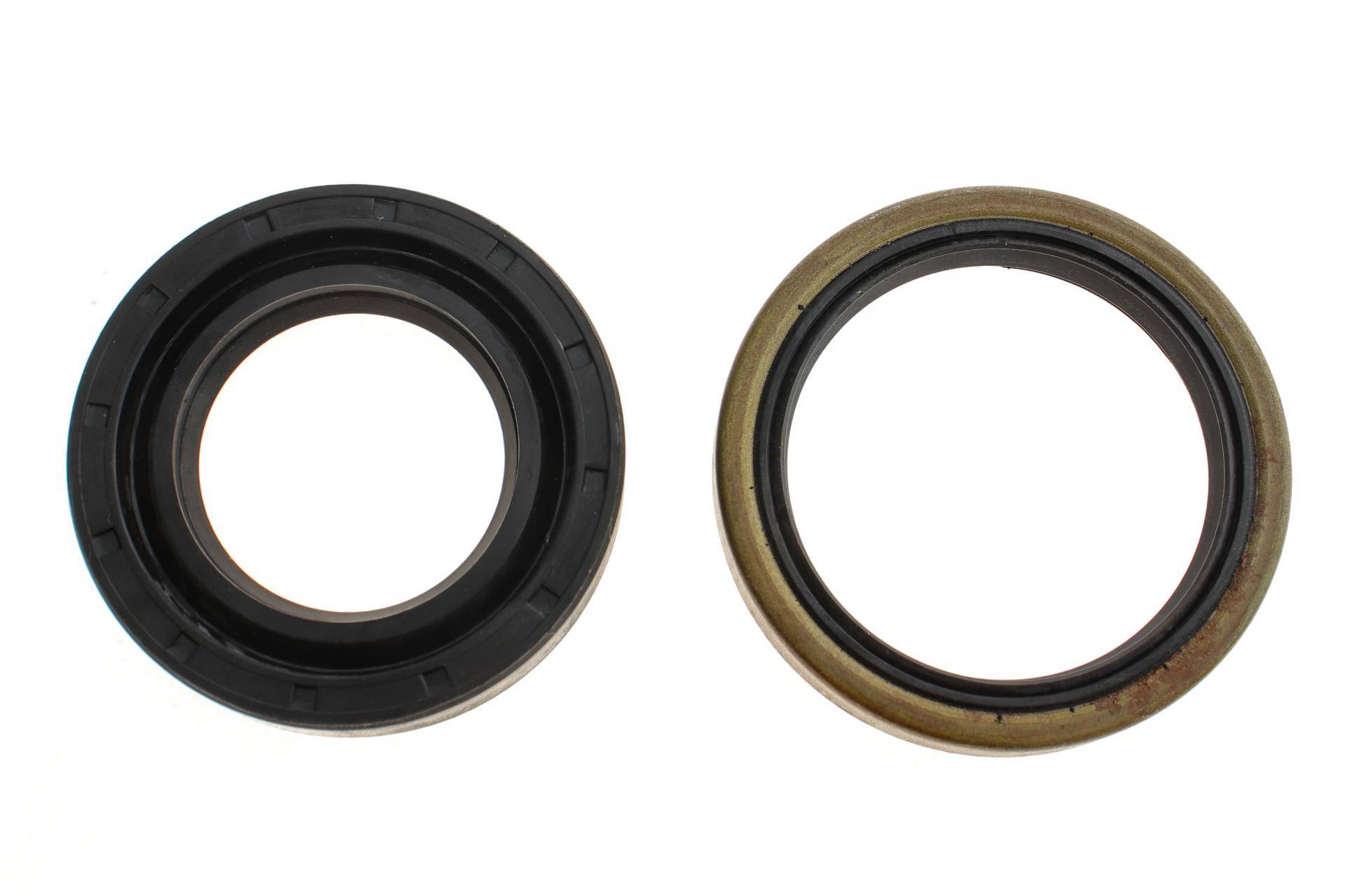 Підшипник маточини (задньої) Mitsubishi L300/L200/Pajero 82-07 (к-кт)