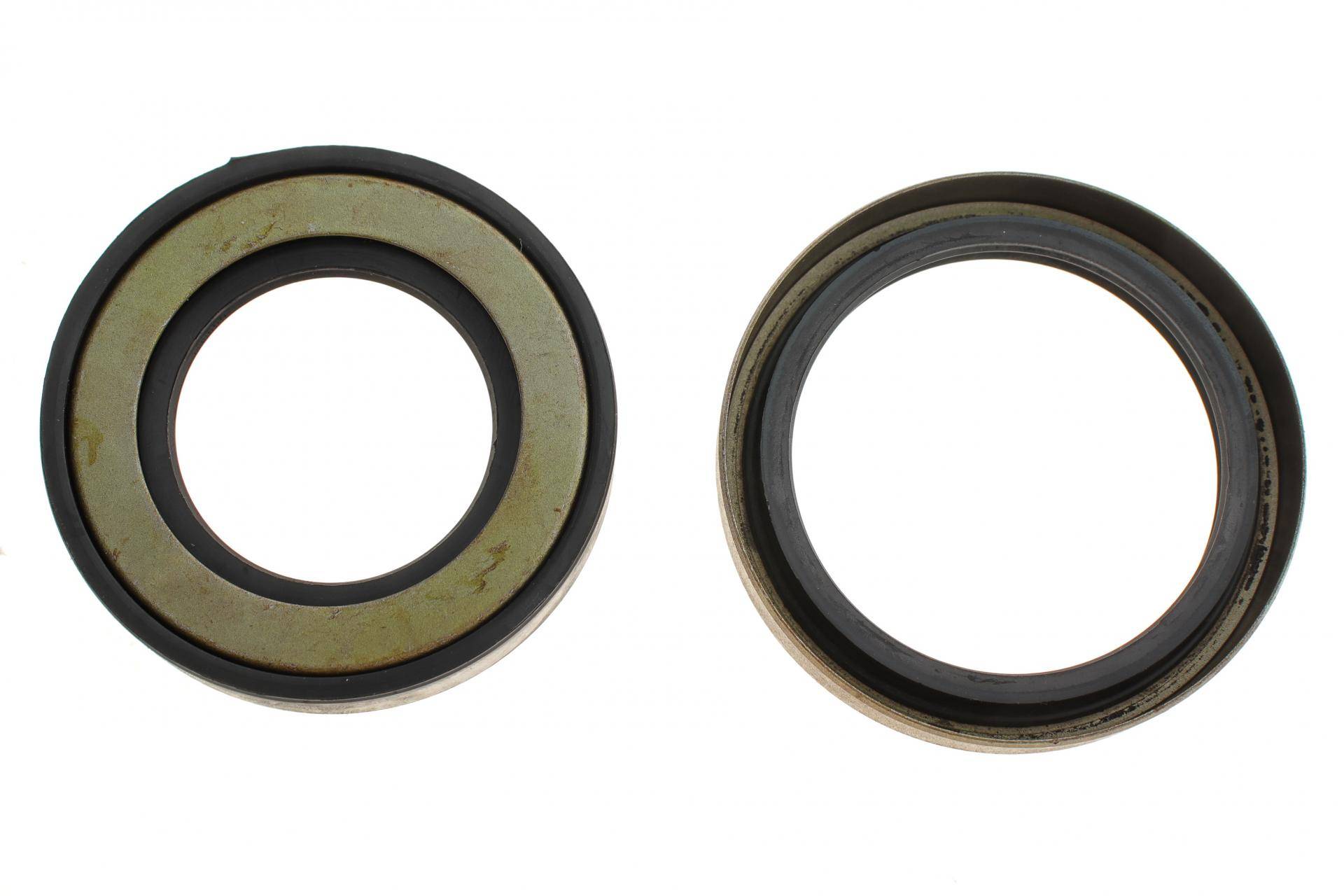 Підшипник маточини (задньої) Mitsubishi L300/L200/Pajero 82-07 (к-кт)