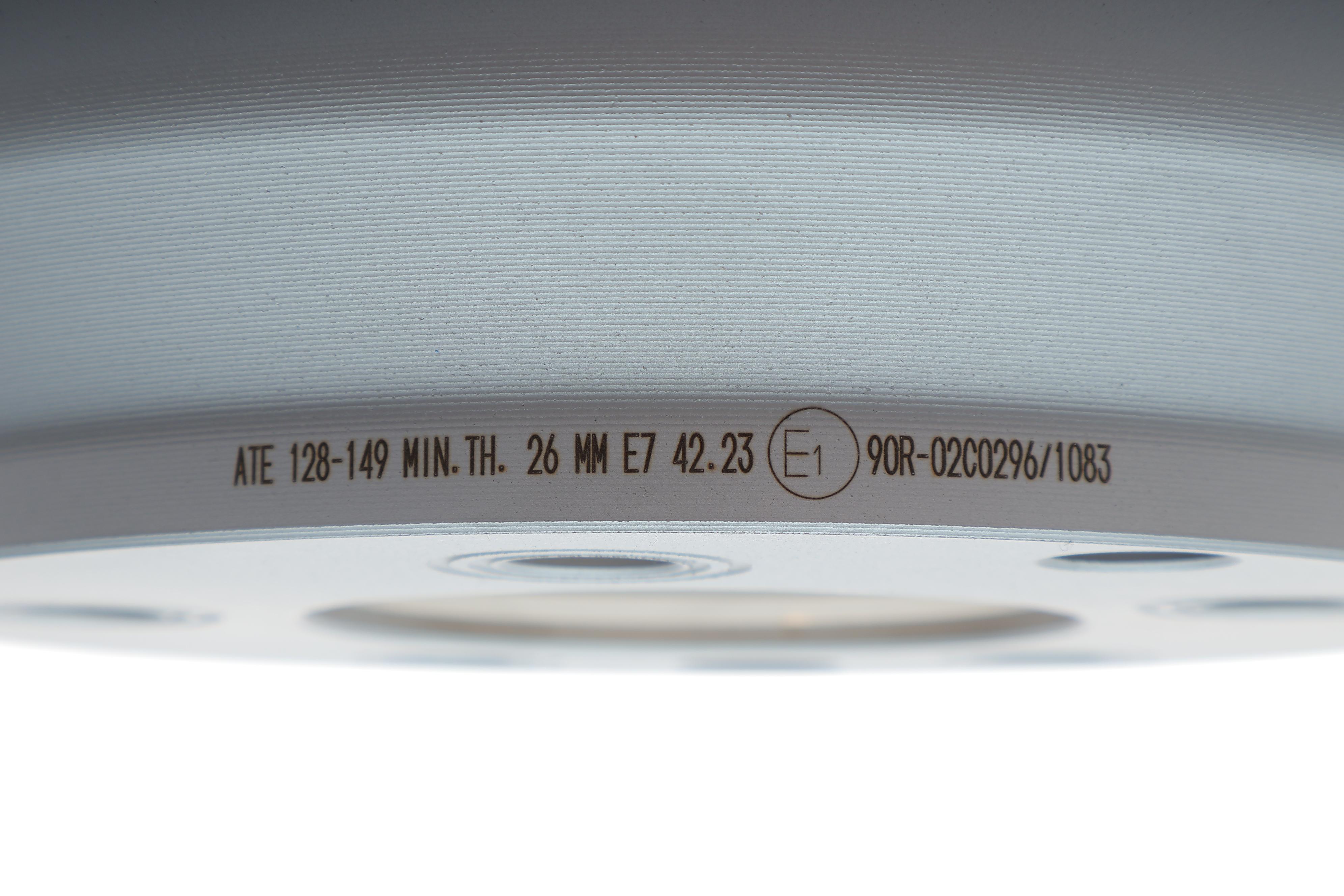 Диск гальмівний (задній) Audi Q7 06-15/Porsche Cayenne/VW Touareg 02- (330x28) (з покр.) (вентильований)