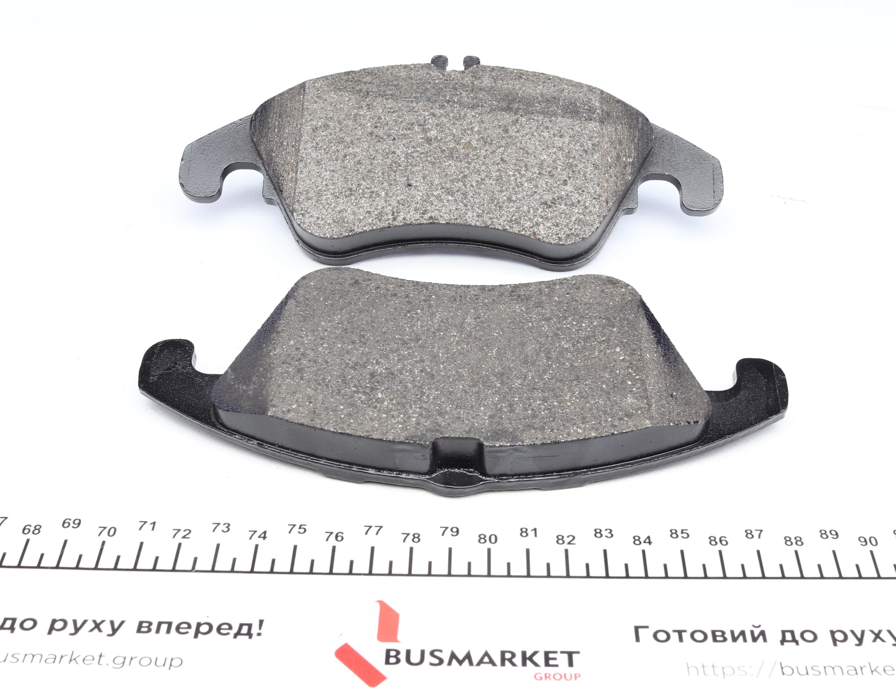 Колодки гальмівні (передні) MB C-class (W204/C204)/E-class (C207/A207) 07- (Lucas)