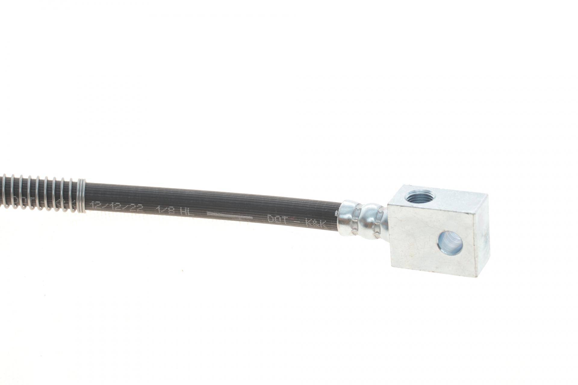 Шланг гальмівний (передній) Ssangyong Actyon/Kyron/Rexton 04- (R) (L=692mm)