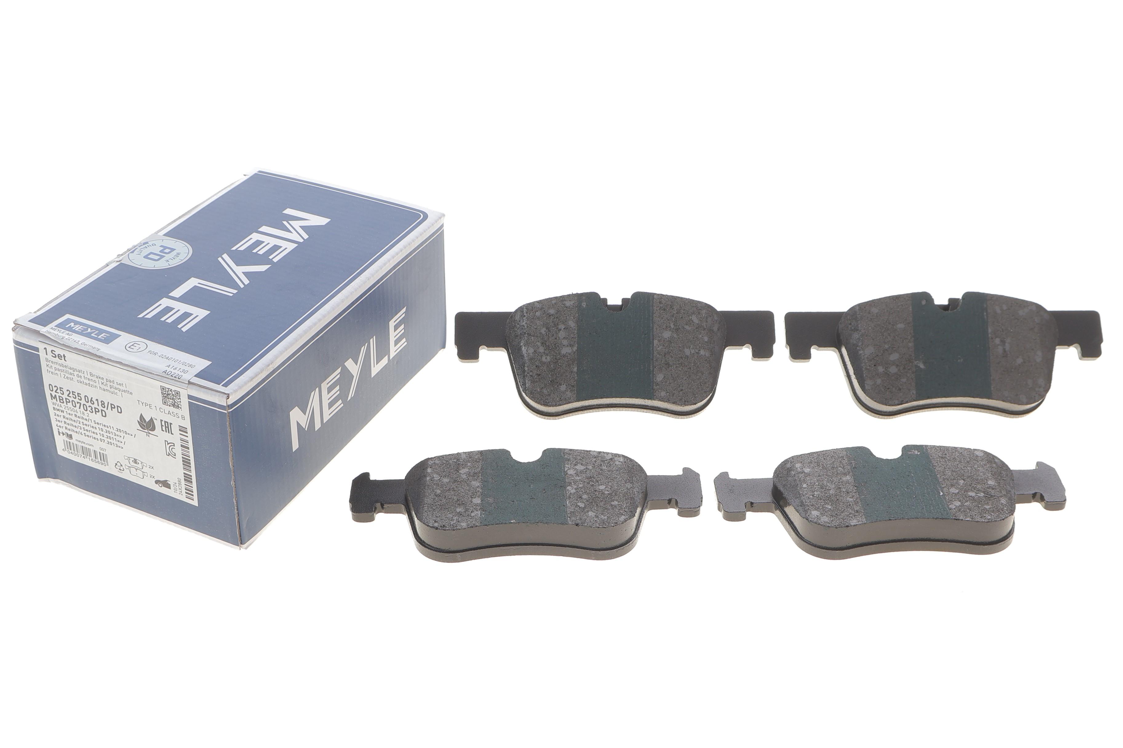 Колодки гальмівні (передні) BMW 1 (F20)/3 (F30)/4 (F32) 10- (PREMIUM)