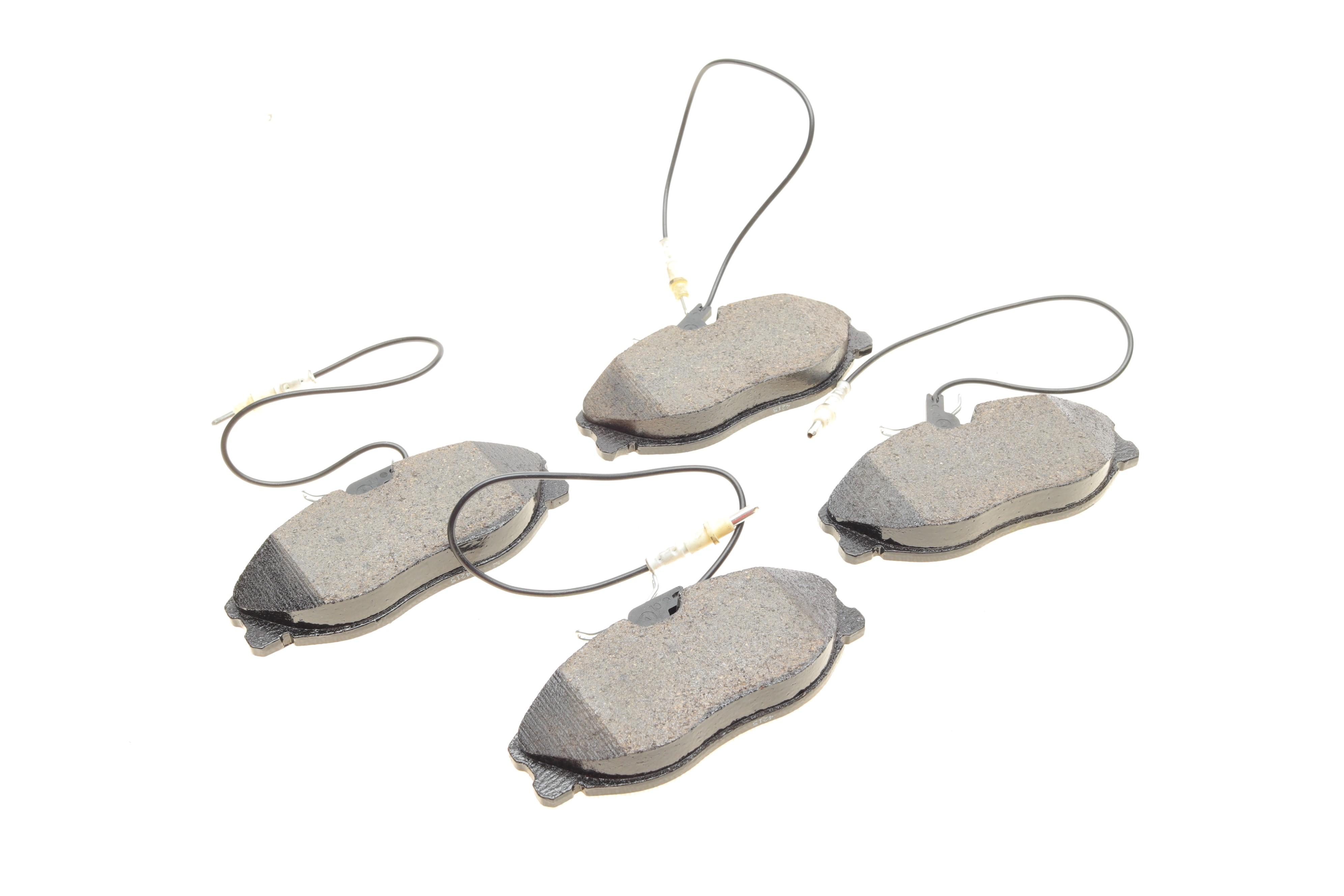 Колодки гальмівні (передні) Citroen Xsara 98-05/Peugeot 306 96-01/406 95-04/607 00-11 (+датчики)