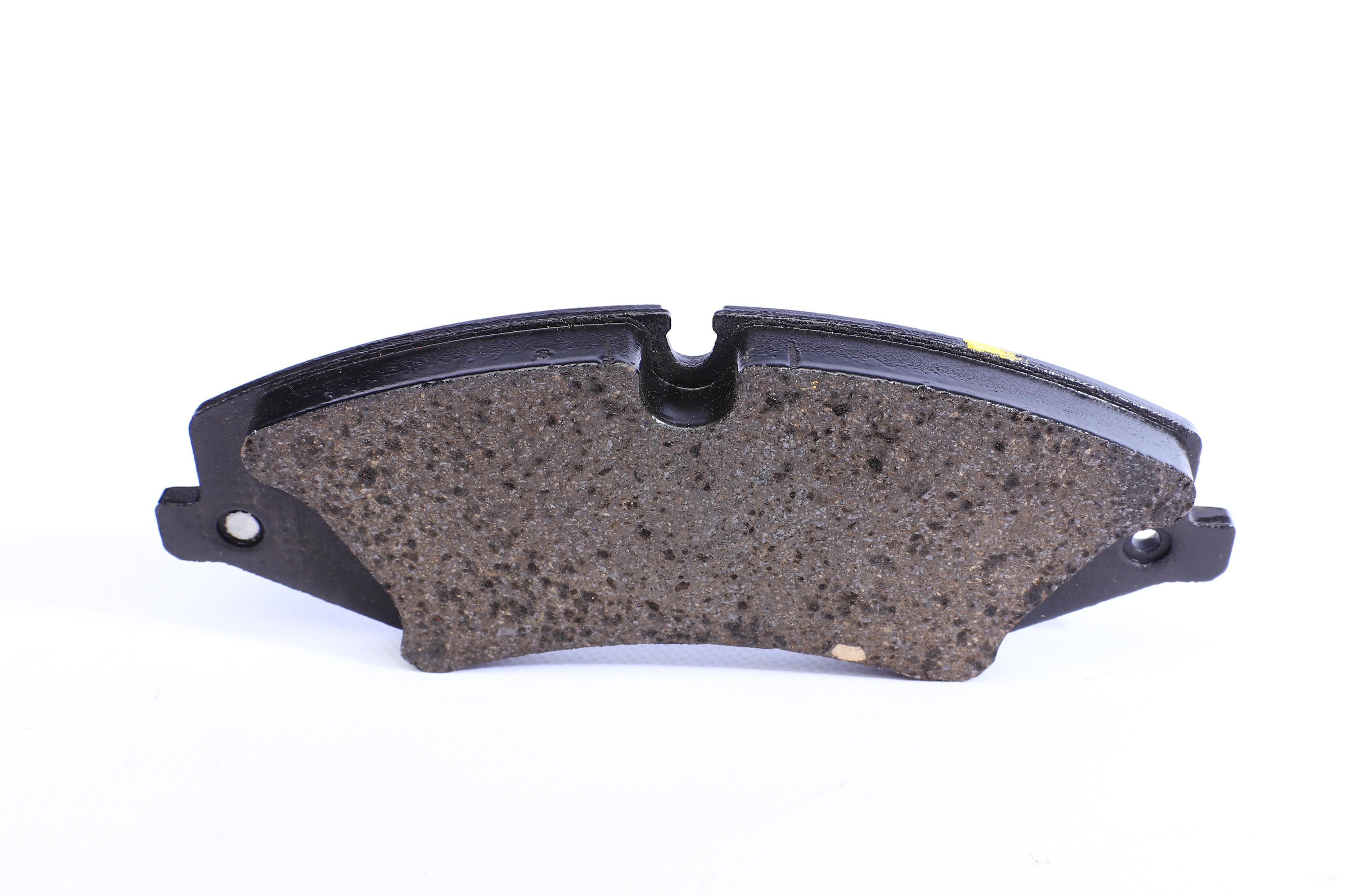 Колодки гальмівні (передні) Land Rover Discovery IV/V/Range Rover 2.0-5.0 4x4 09- (TRW) (з аксес.)