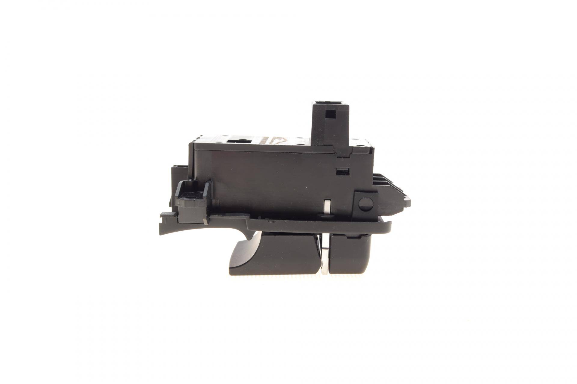 Кнопка вимкнення стояночного гальма BMW X3 (F25)/ X4 (F26)/ 5 (F10)/ 6 (F12/F13) 09-