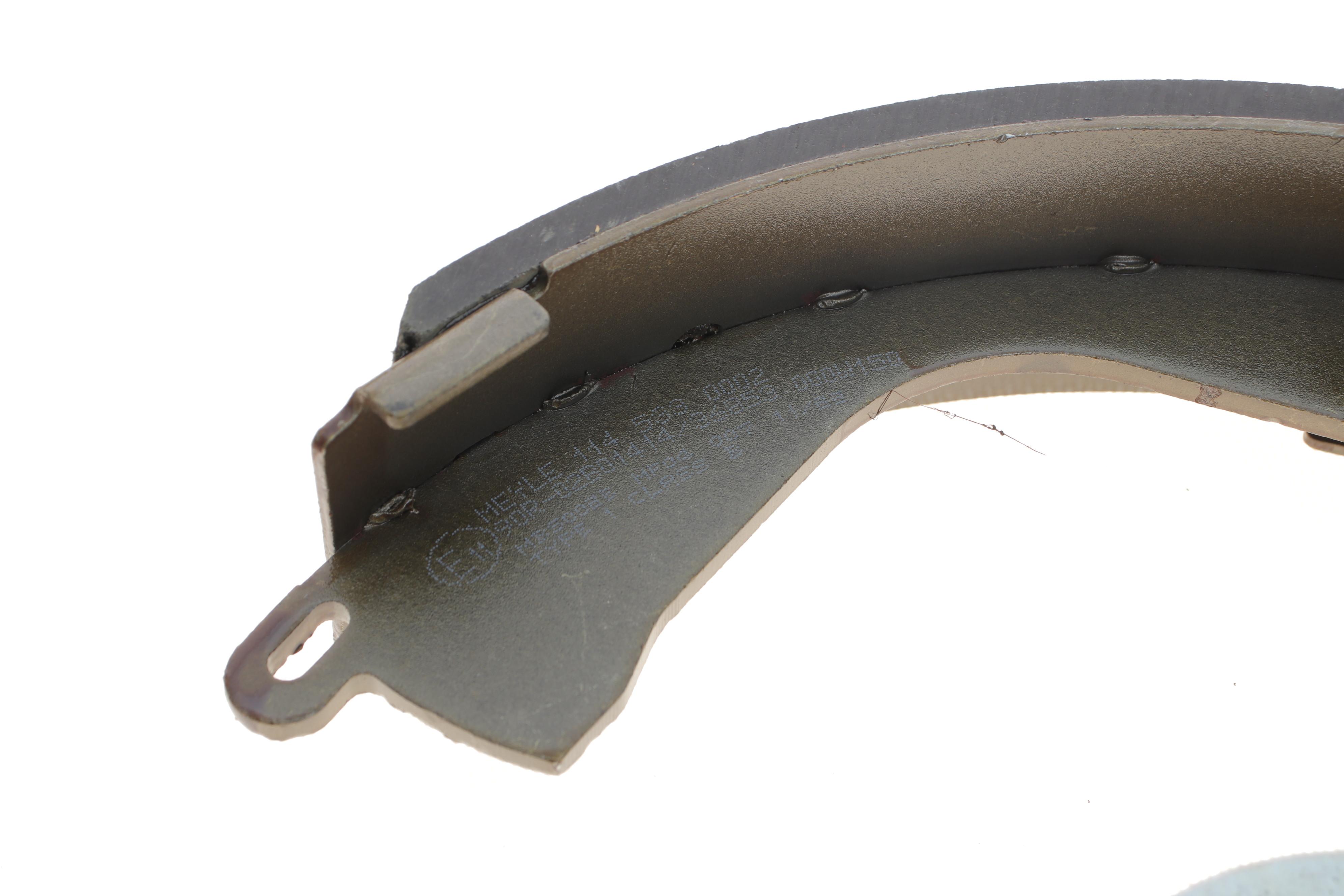 Колодки ручника VW Amarok 2.0 TDI 10- (294x57)