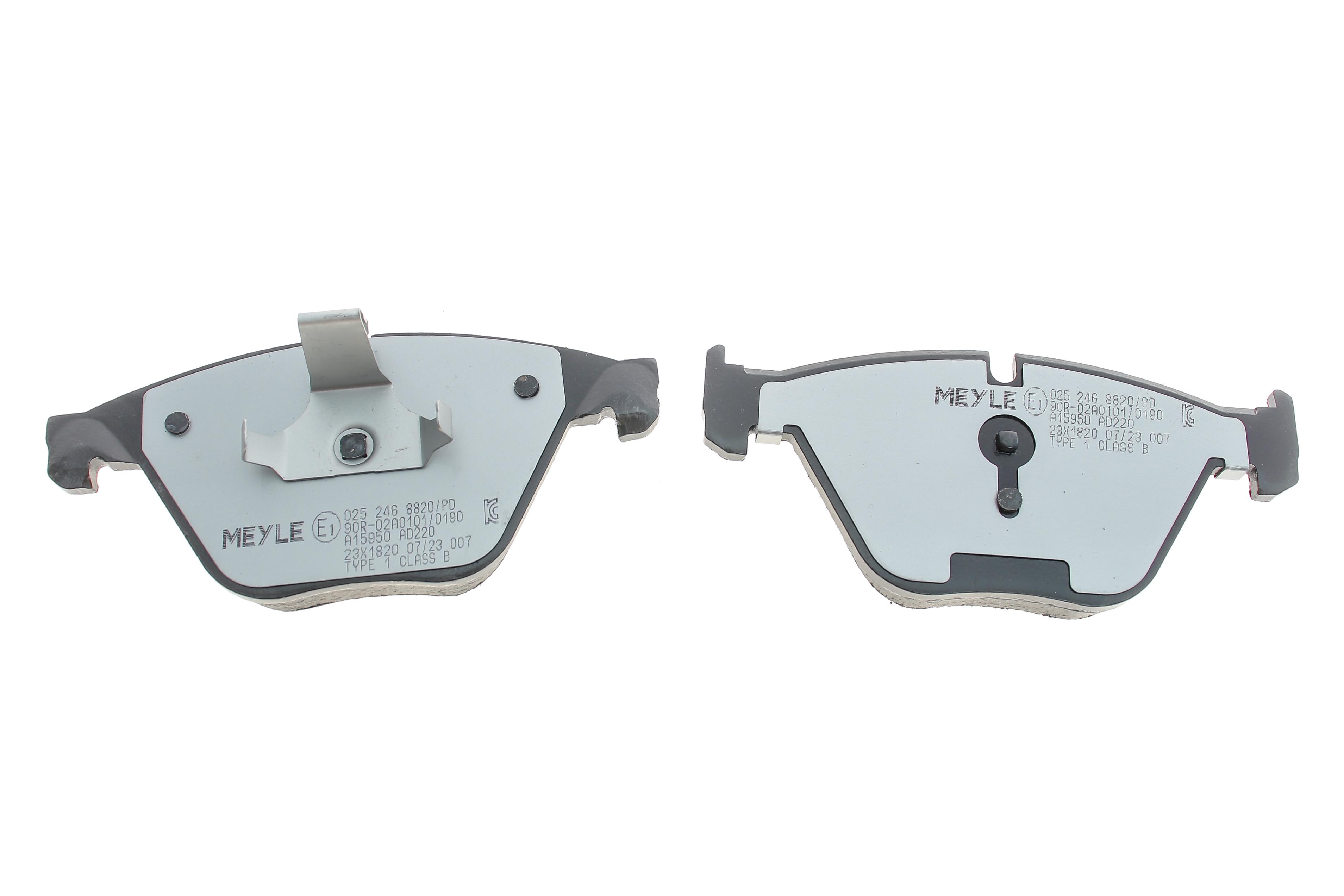 Колодки гальмівні (передні) BMW 5 (F10,F18)/7 (F01,F02,F03,F04) 2.5D/3.0i 08-