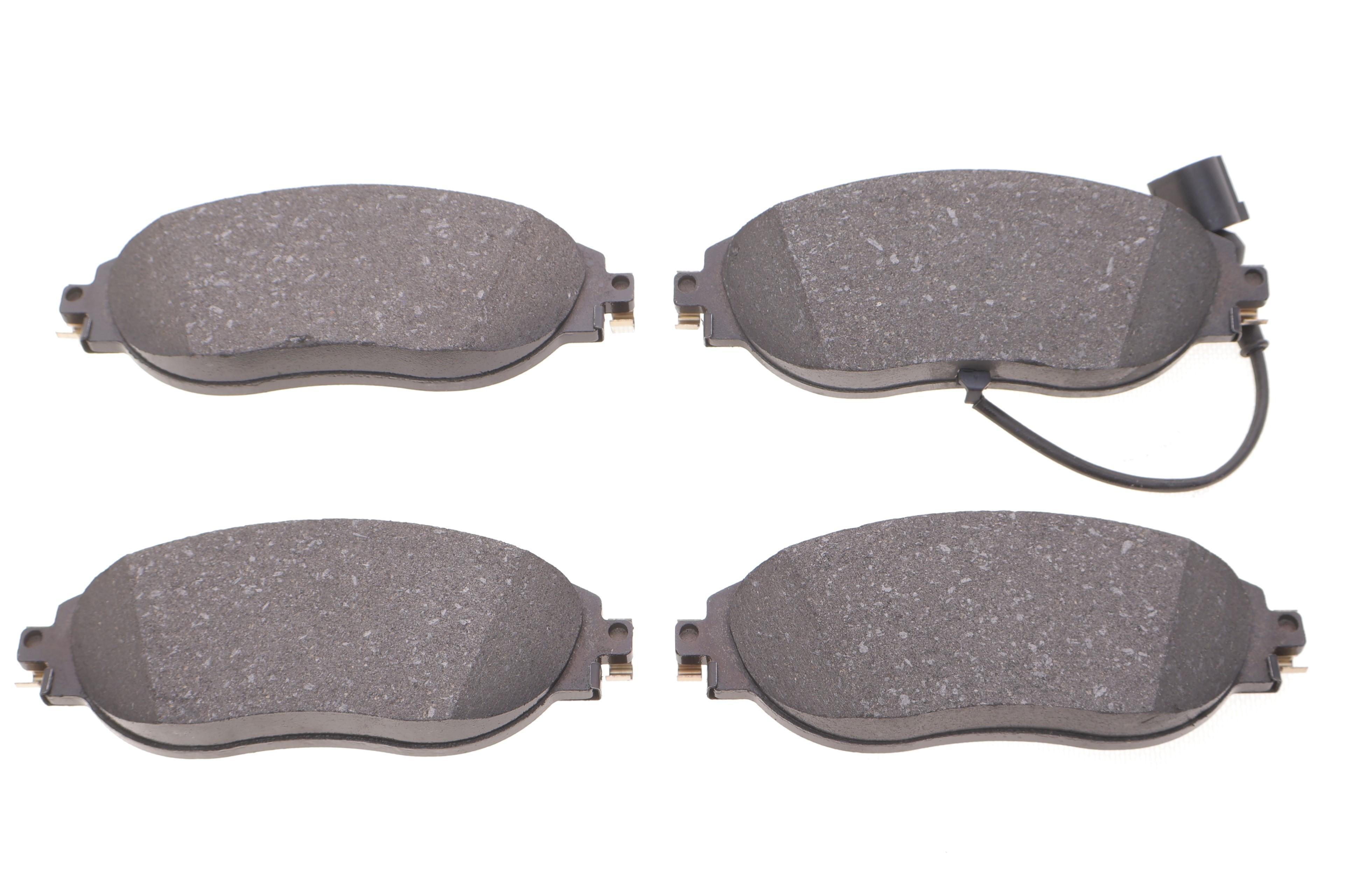 Колодки гальмівні (передні) Audi A3/Skoda Octavia III/VW Passat/Golf 13- (Lucas/TRW) (з датчиком)