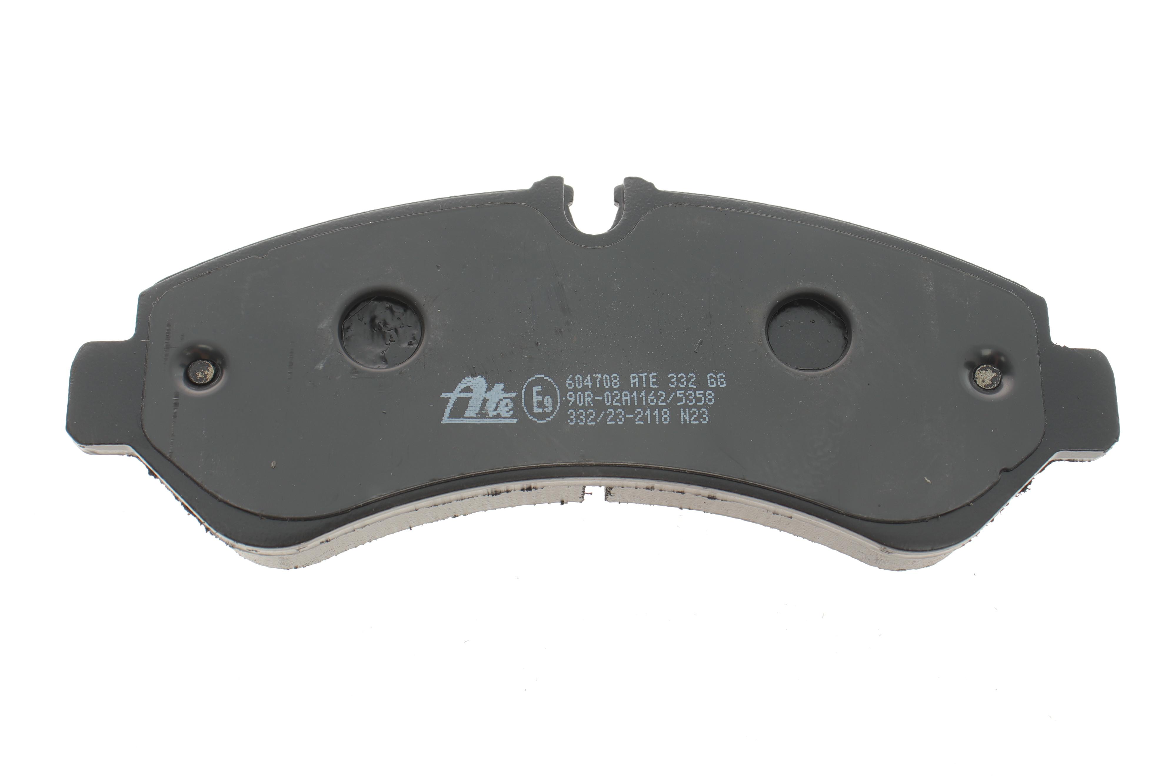 Колодки гальмівні (задні) MB Sprinter (W907) 511-519 CDI 18- (Brembo)