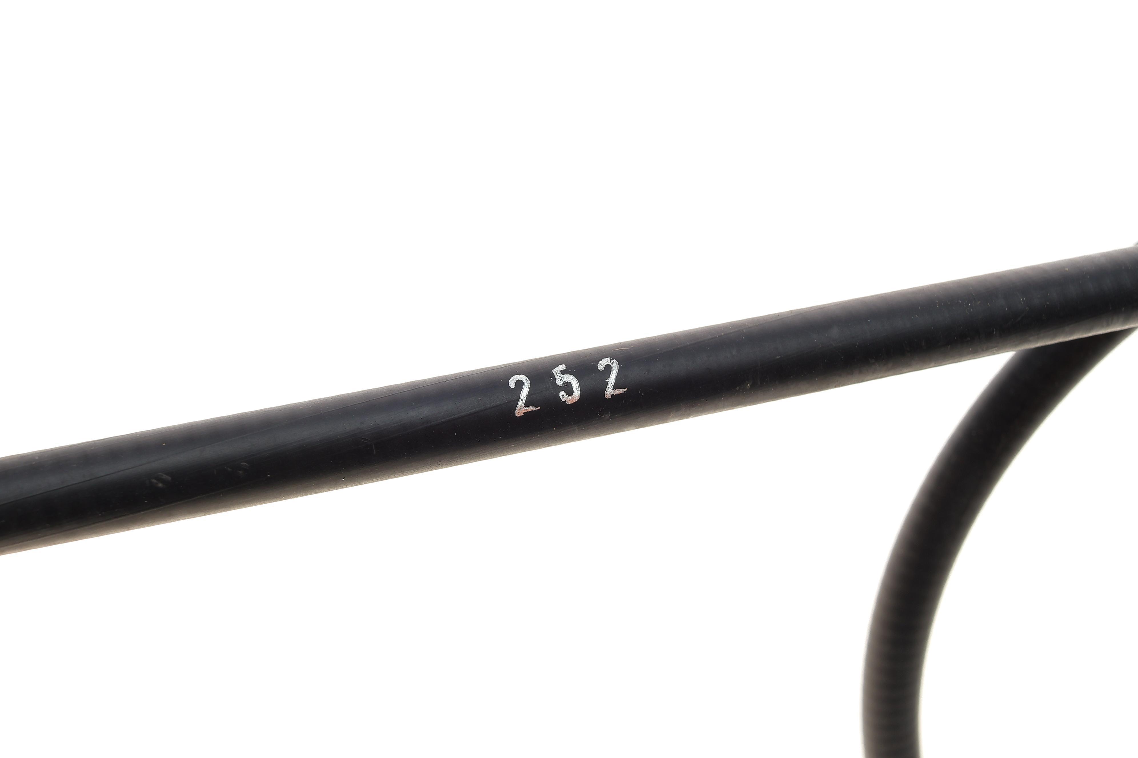 Трос ручника (задній) (L) Ford Transit (V184) 00- (1528/1238mm)