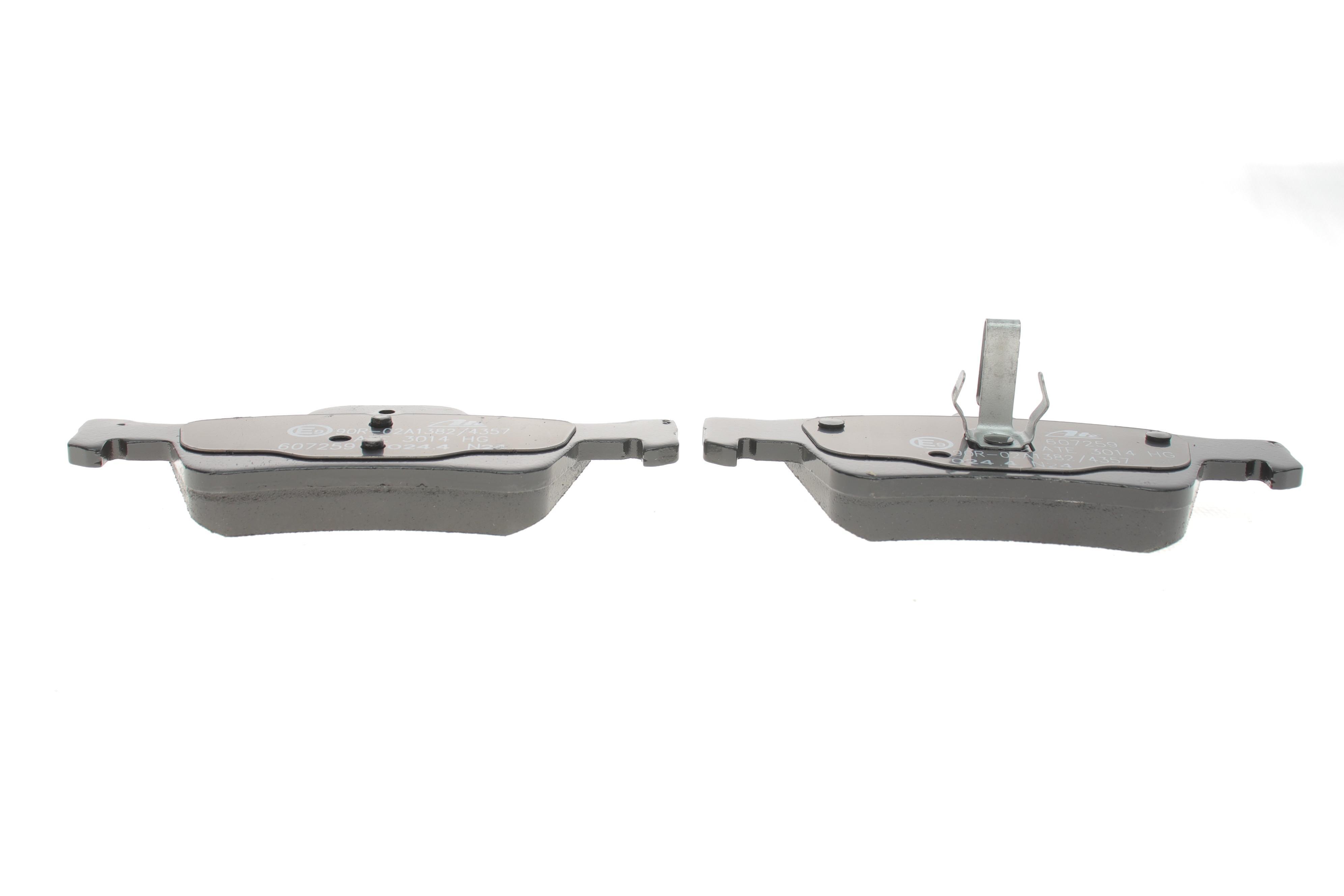 Колодки гальмівні (задні) MB C-class (W203) 04-07/E-class (W211/W212) 02-16/S-class (W220/W221) 98-