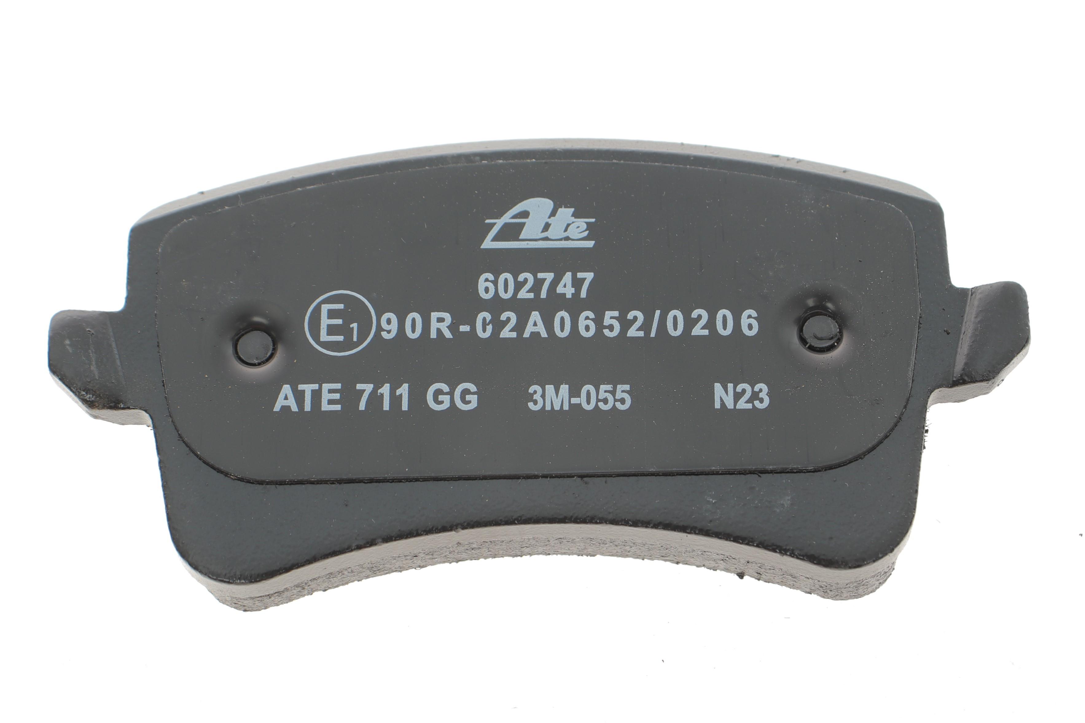 Колодки гальмівні (задні) Audi A4/A5/Q5 07- (Lucas/TRW)