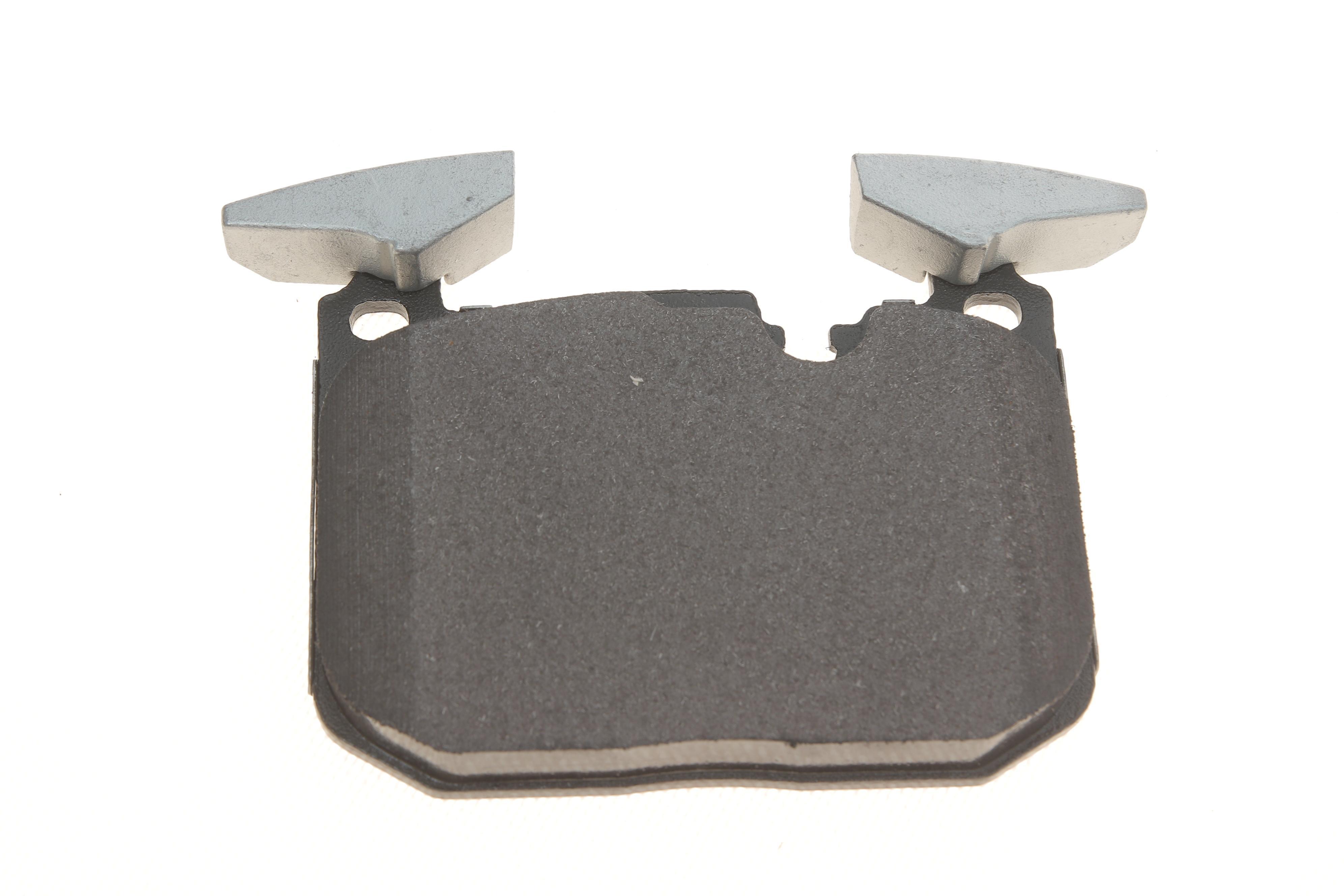 Колодки гальмівні (передні) BMW 1 (F20/F21)/2 (F22/F44-F46/F87)/3 (F30/F31/F34/F80)/4 (F32/F36) 11-