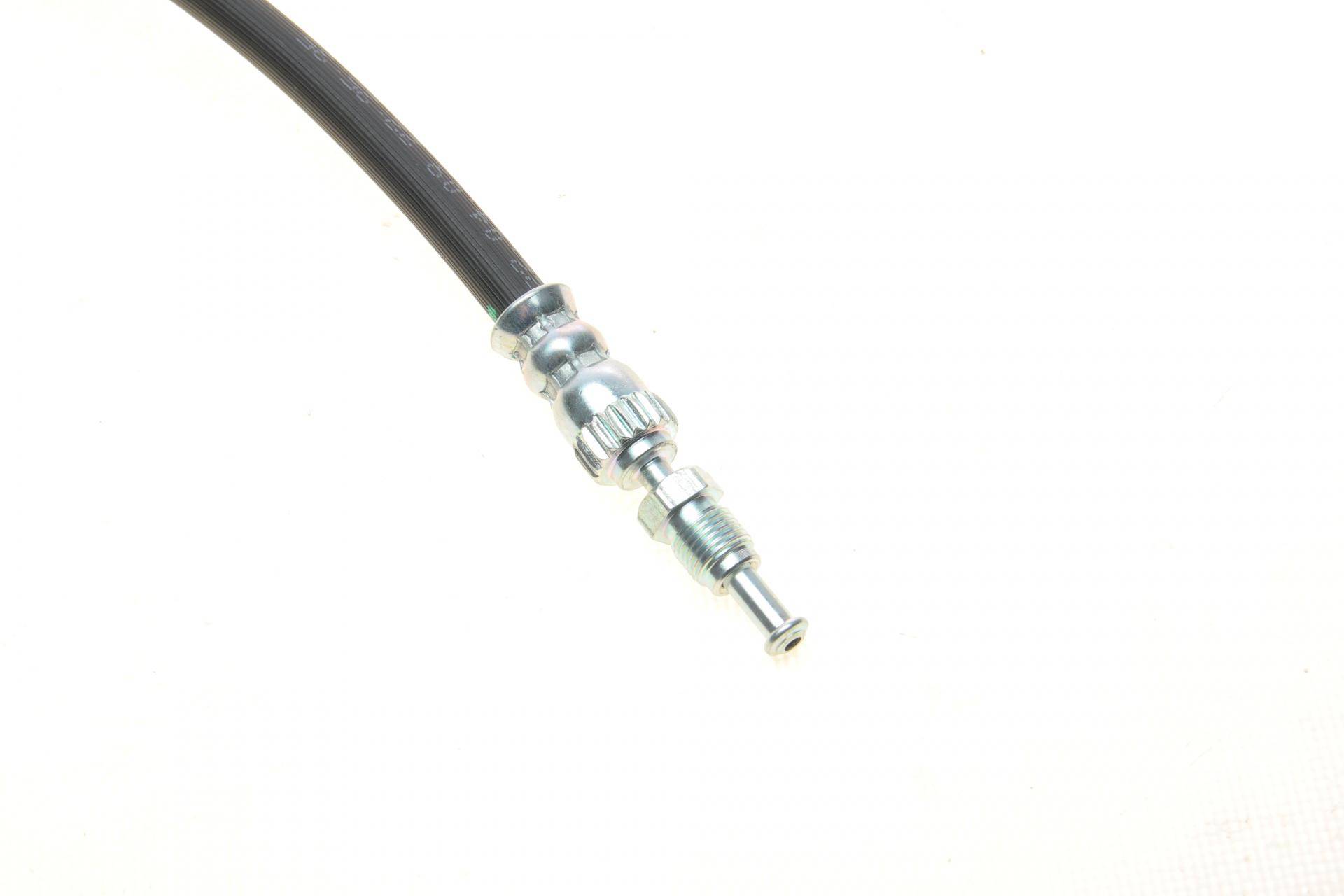 Шланг гальмівний (задній) Citroen C5/Peugeot 407 04- (L) (L=687mm)