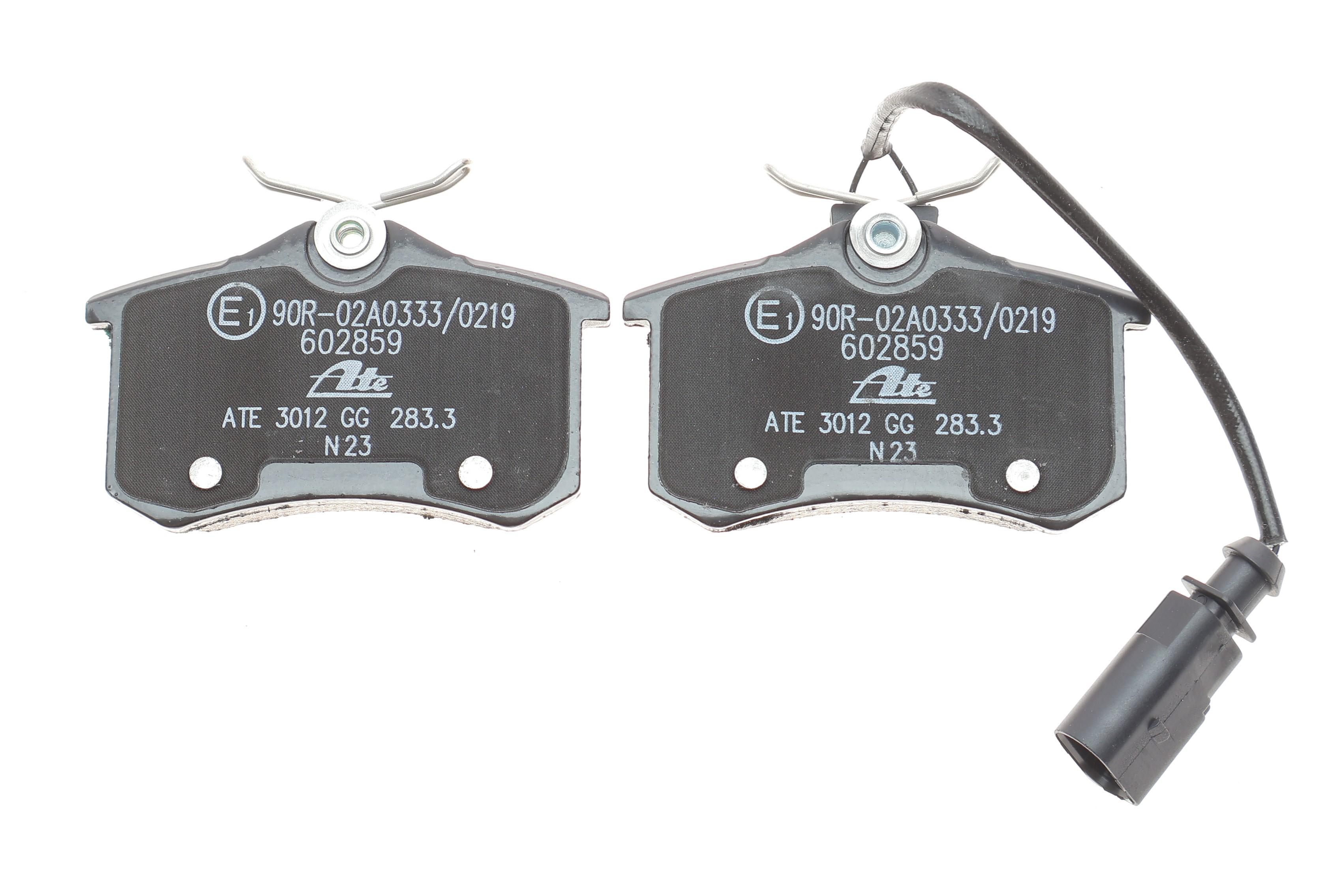 Колодки гальмівні (задні) Ford Galaxy 95-06/VW Sharan/Seat Alhambra 95-10/Ibiza 03-08 (+датчик)