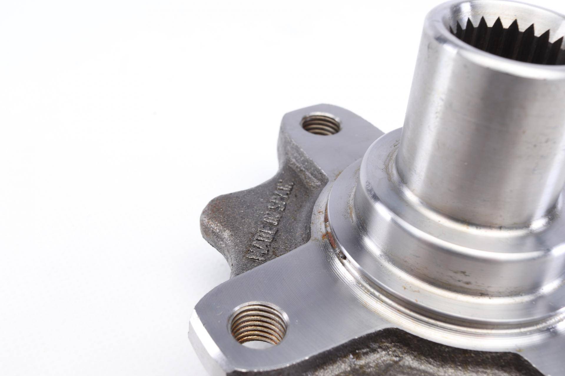 Маточина (передня) Ford Escort III/Fiesta I/II -90