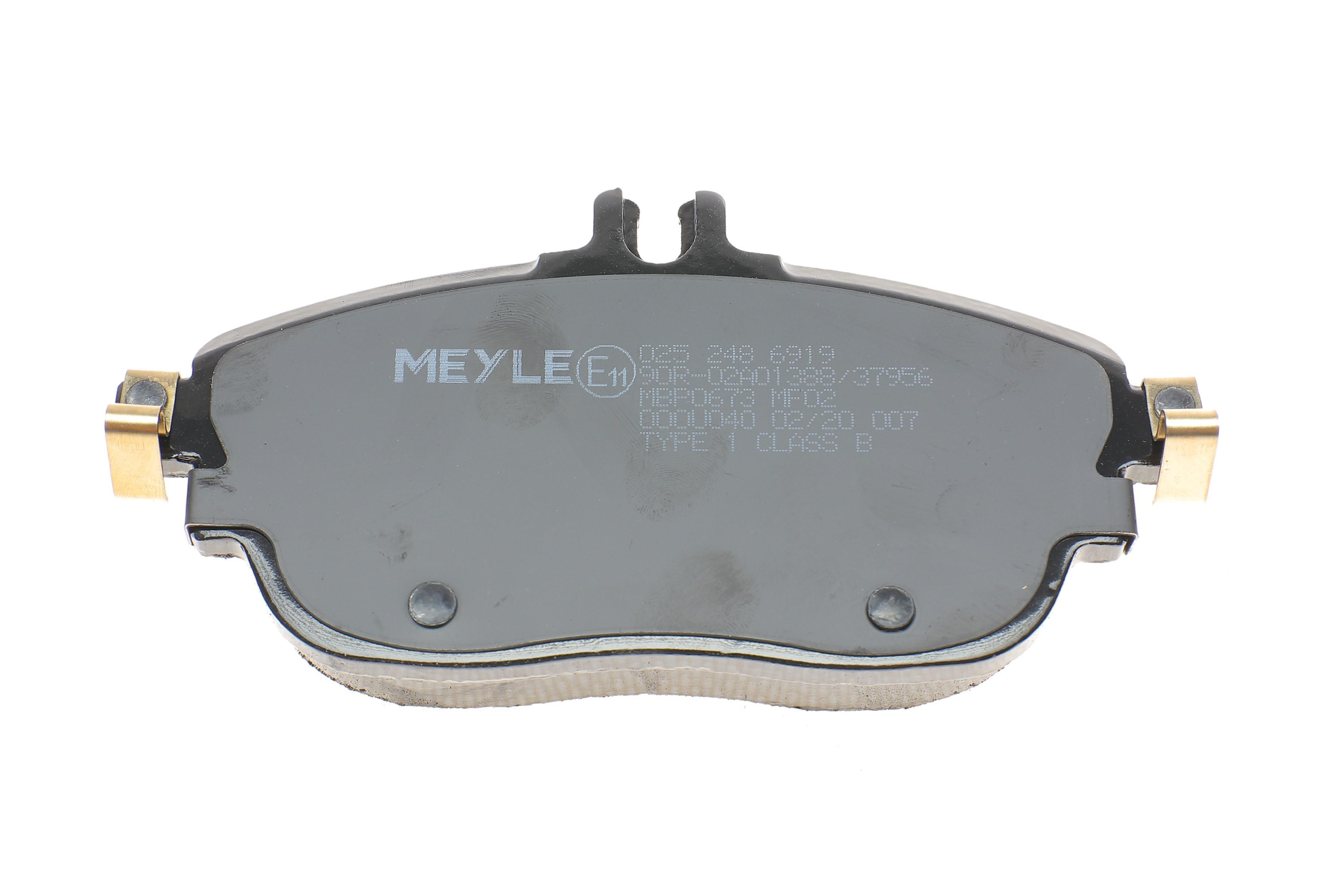 Колодки гальмівні (передні) MB A-class (W176)/B-class (W242/246) 1.5D 11-