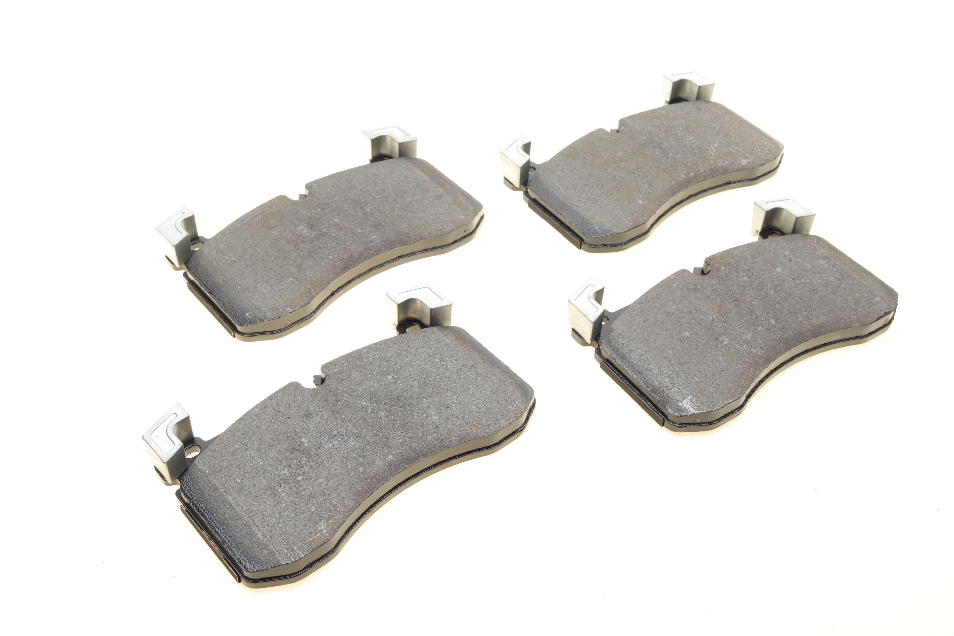 Колодки гальмівні (передні) MB GLE (V167/X167)/G-class (W463) 18- (Brembo)