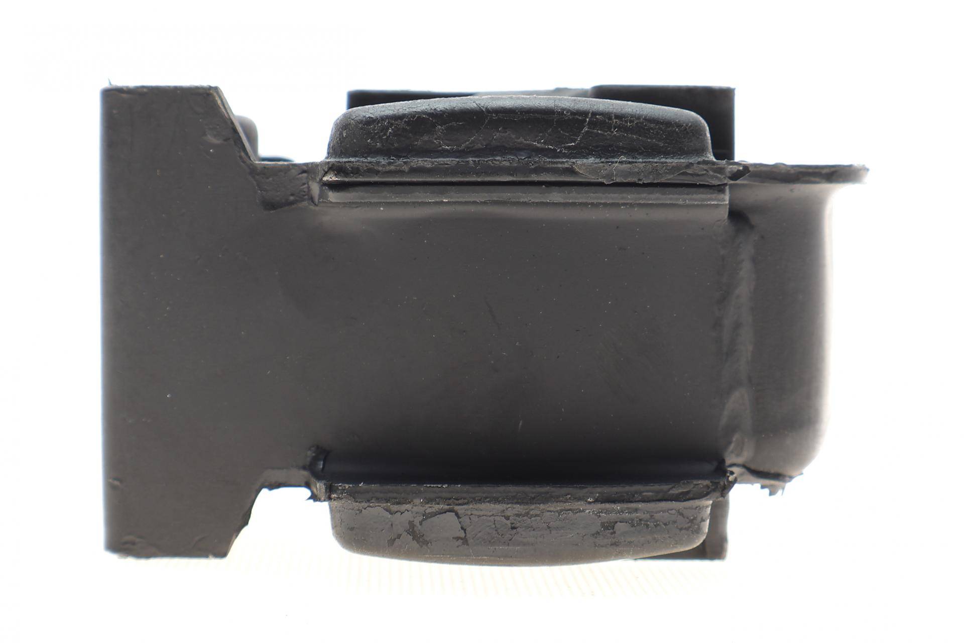 Подушка двигуна (передня) (L) MB Vito (W638) 2.0 2.2/2.3 96-03