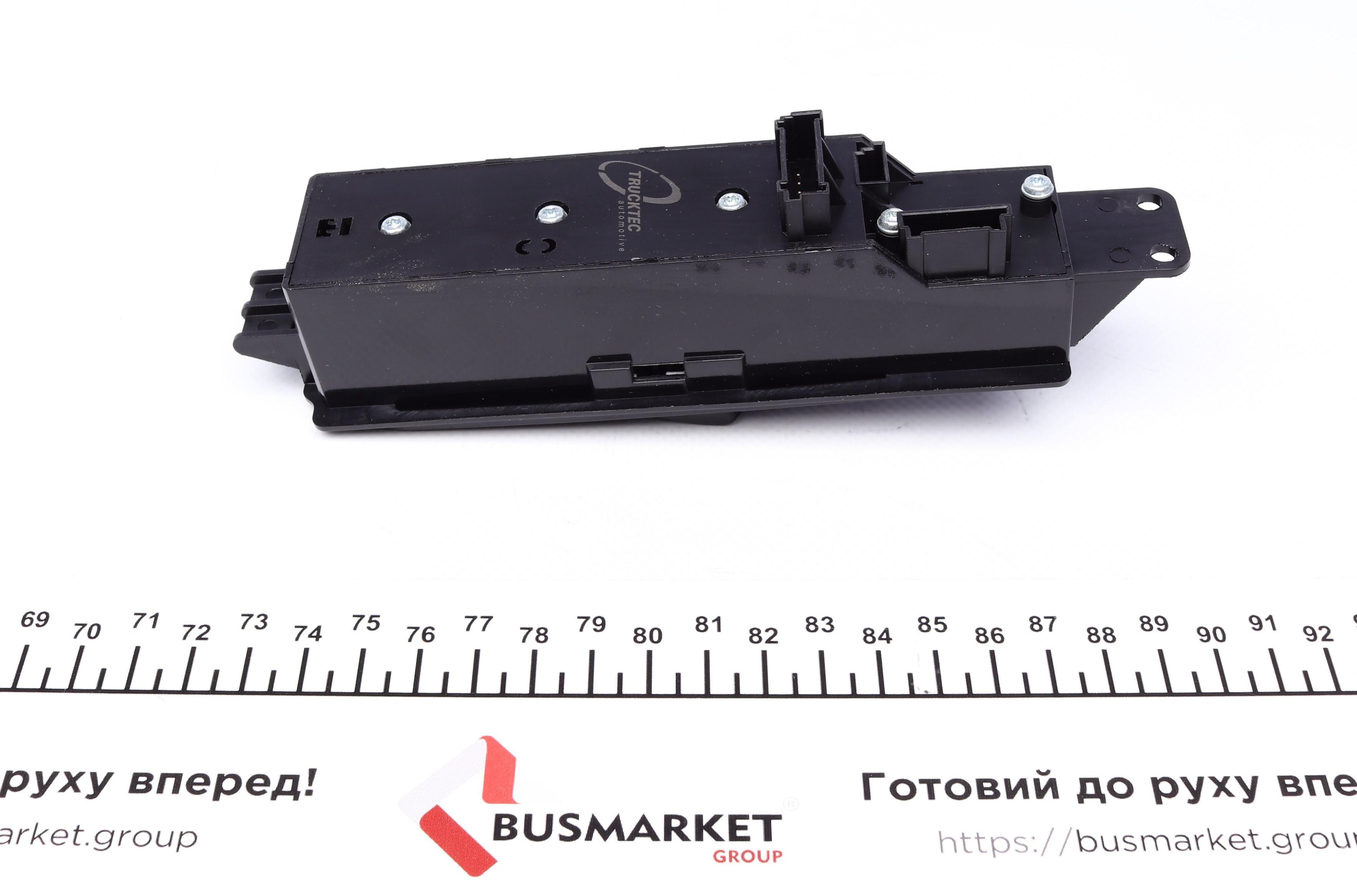 Кнопка стеклоподъемника (L) MB Sprinter 06- (блок)