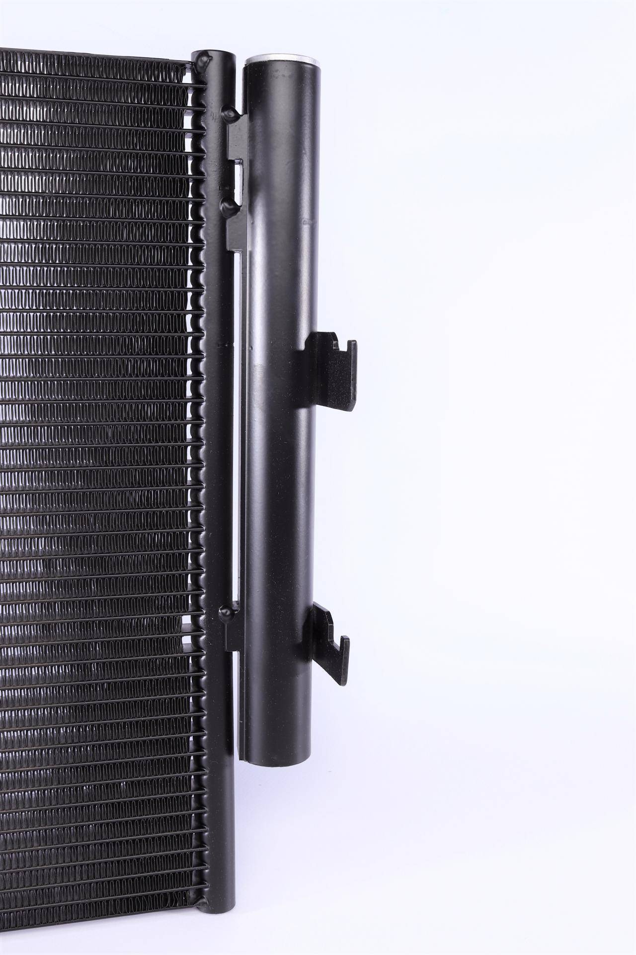 Радіатор кондиціонера Chevrolet Aveo 1.2-1.6