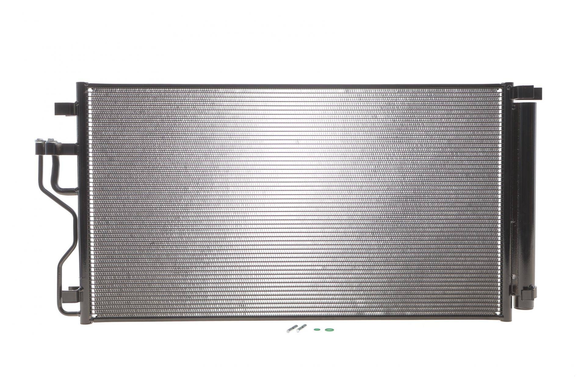 Радіатор кондиціонера Kia Sportage 2.0 CVVT 10-