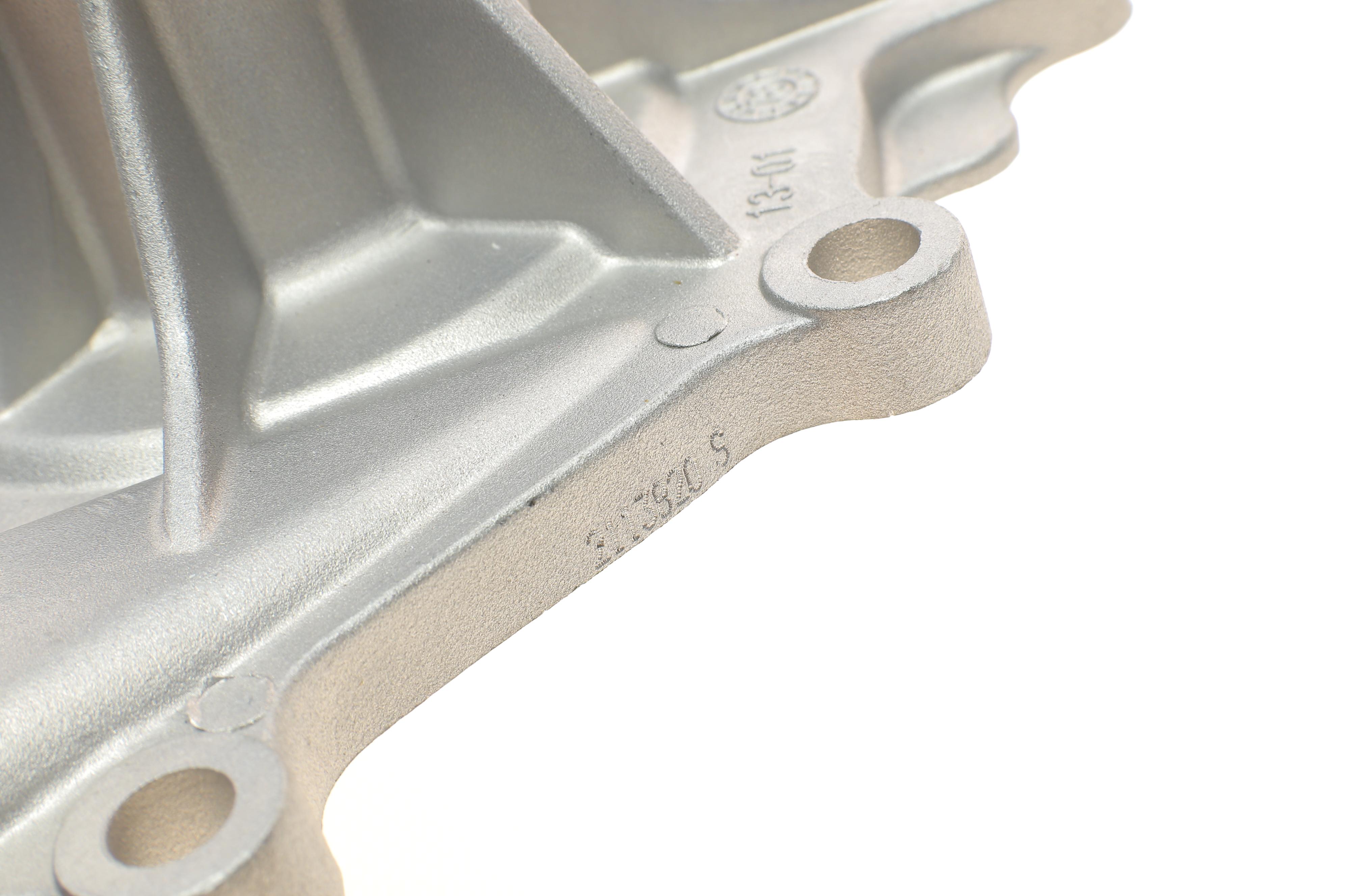 Помпа воды Nissan X-Trail/Almera/Primera 2.2dCi/Di 00-