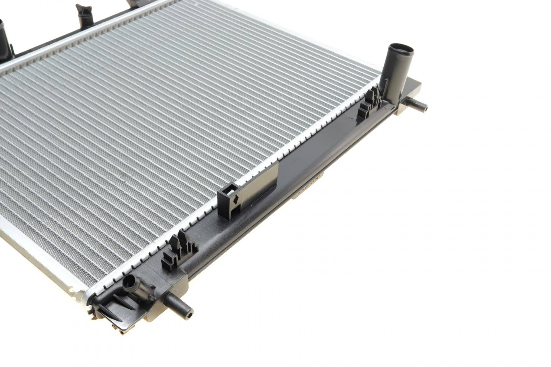 Радіатор охолодження Toyota Yaris 1.4D 11-