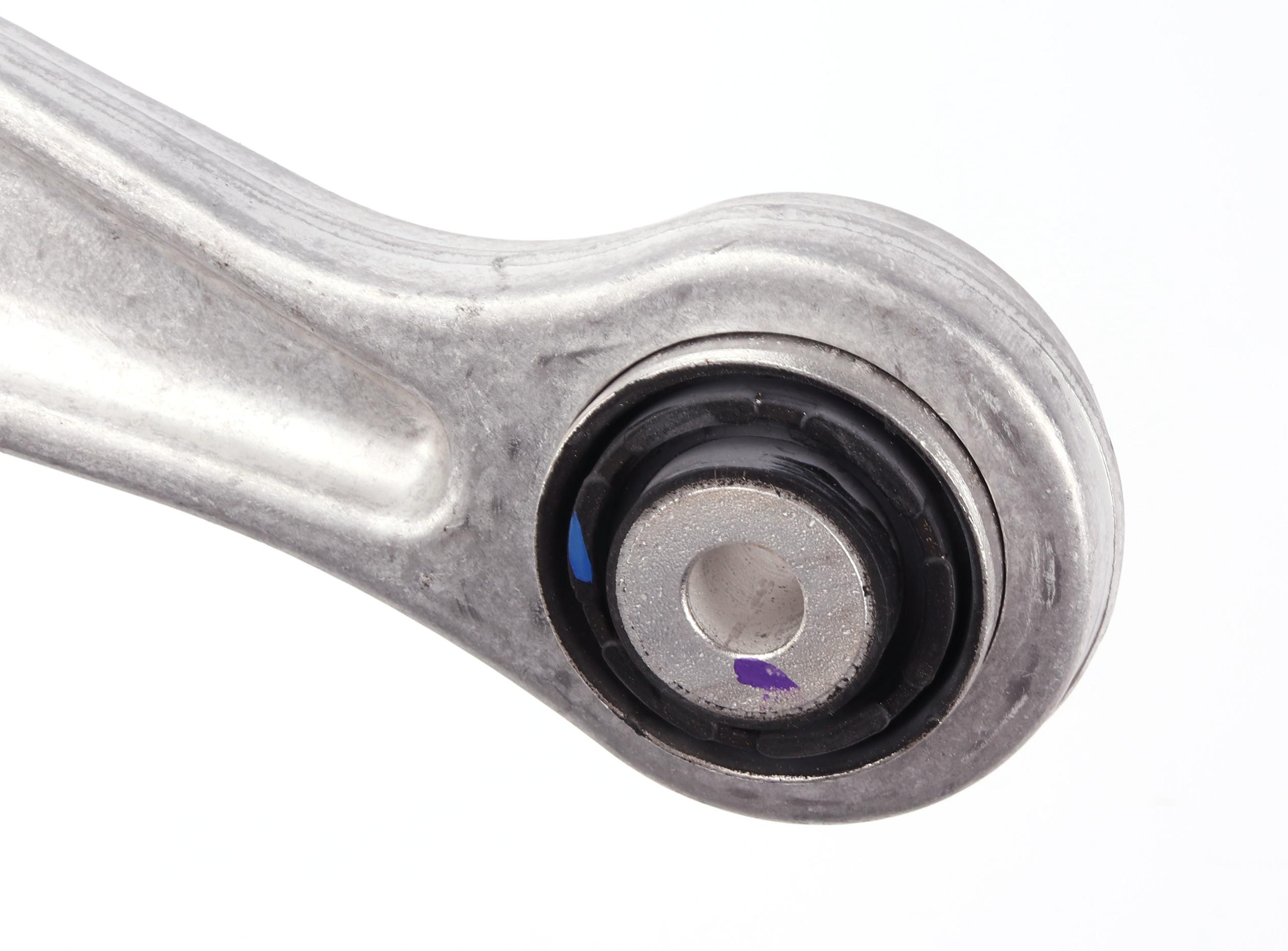 Важіль підвіски (задній) BMW 5 (F10)/6 (F13)/7 (F01/F02/F03/F04) 08-18