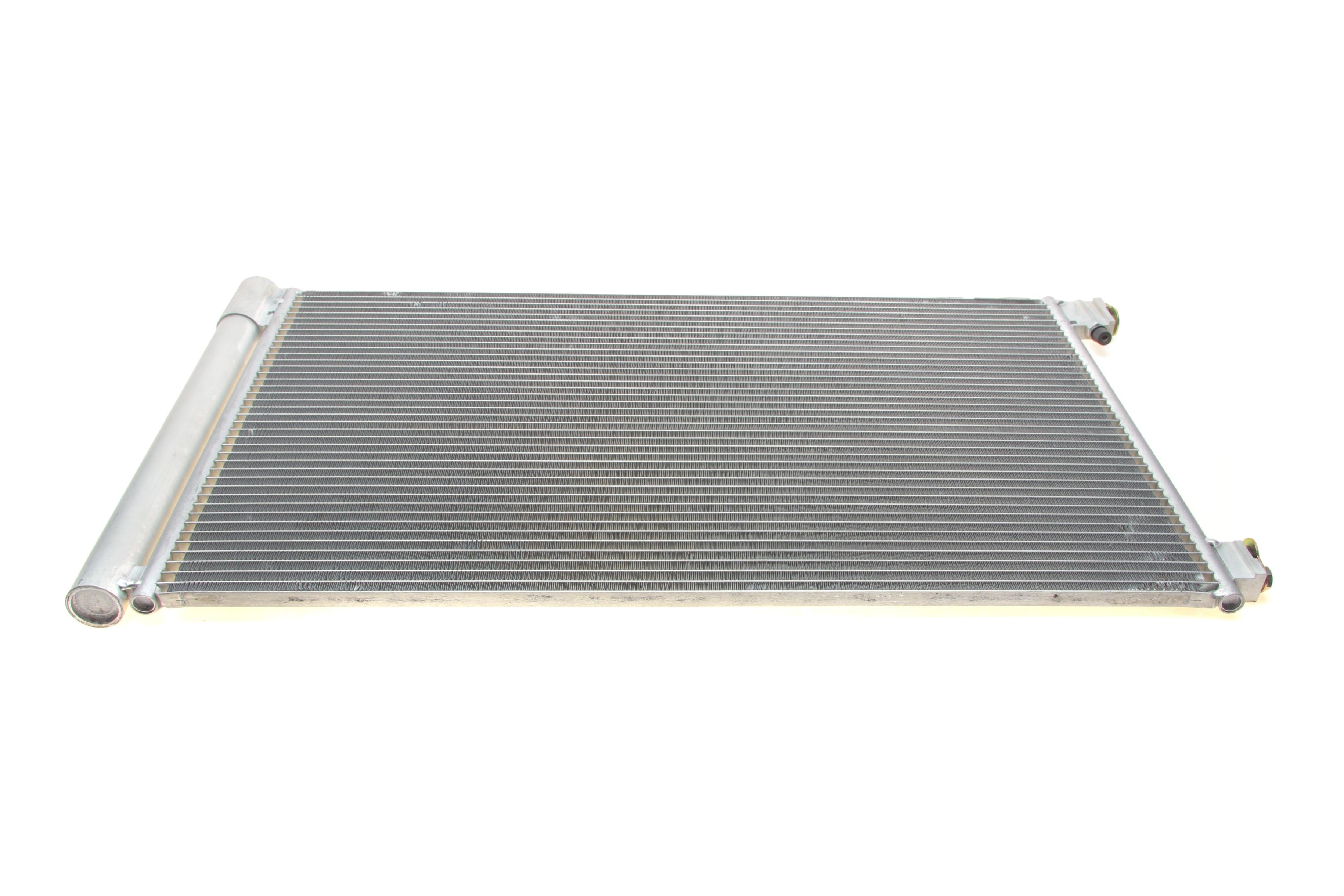 Радиатор кондиционера Opel Insignia/Saab 9-5 1.6-2.8 08-  (с осушителем)