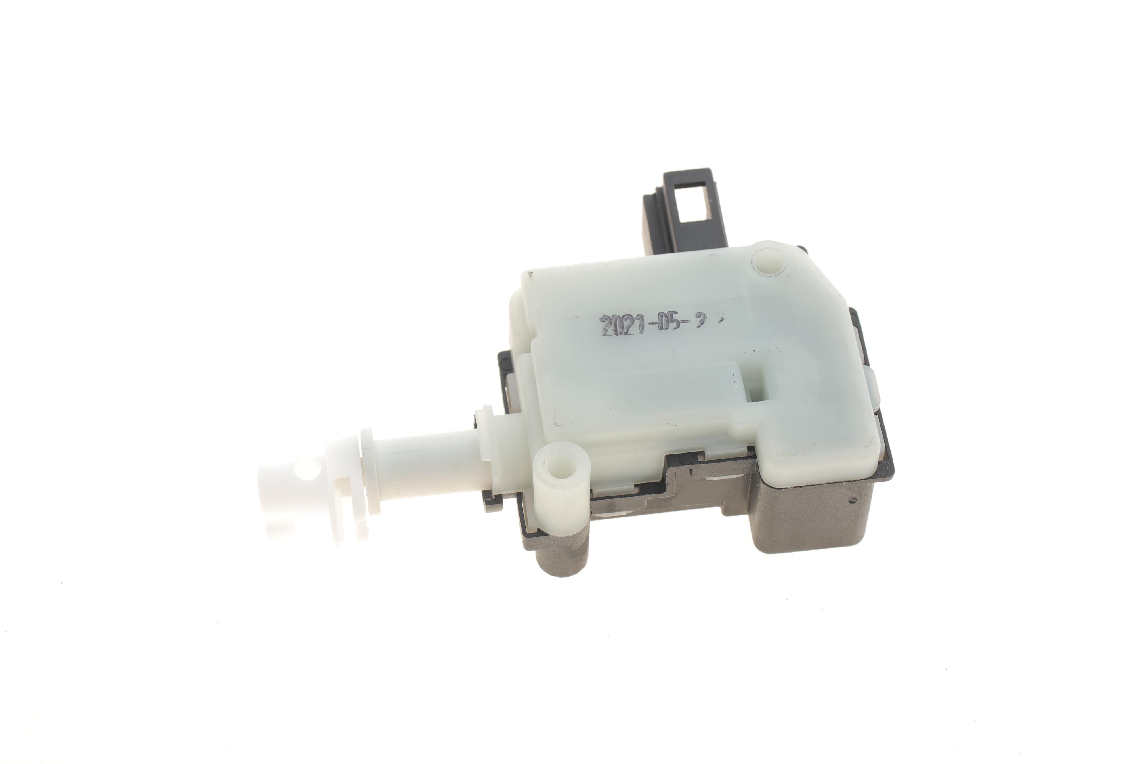 Замок лючка бака топливного Skoda Octavia/Superb/VW Golf IV/Passat 96-10