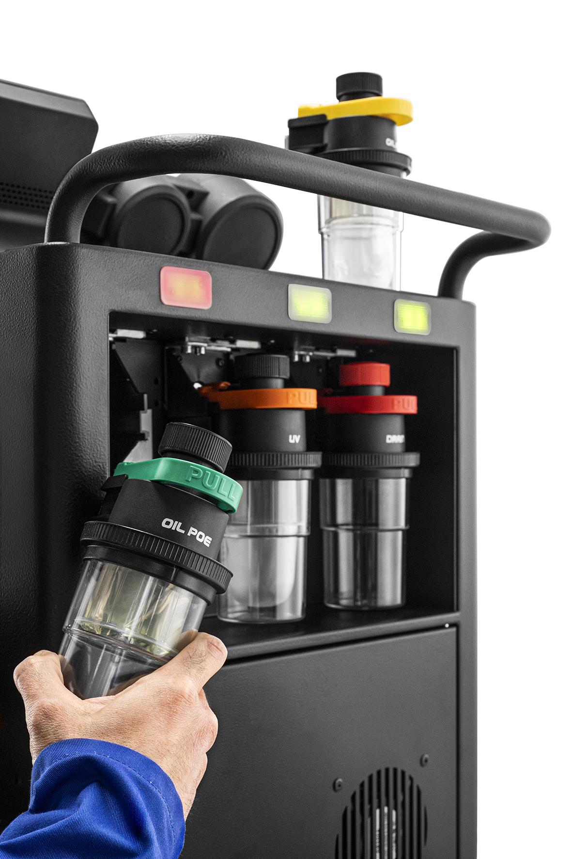 Пристрій автоматичного обслуговування кондиціонерів KONFORT 780 TOUCH BI-GAS R134a і R1234yf