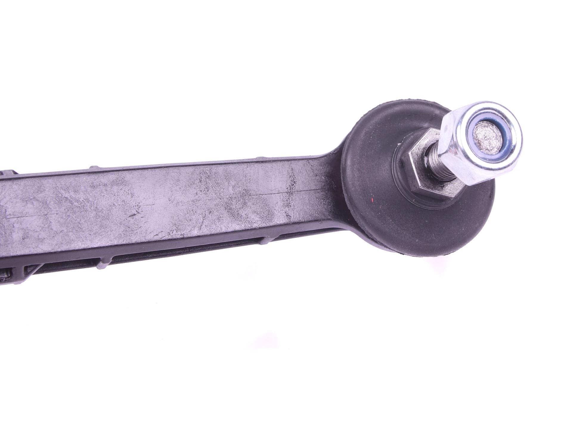 Тяга стабілізатора (переднього) Audi 80 88-96