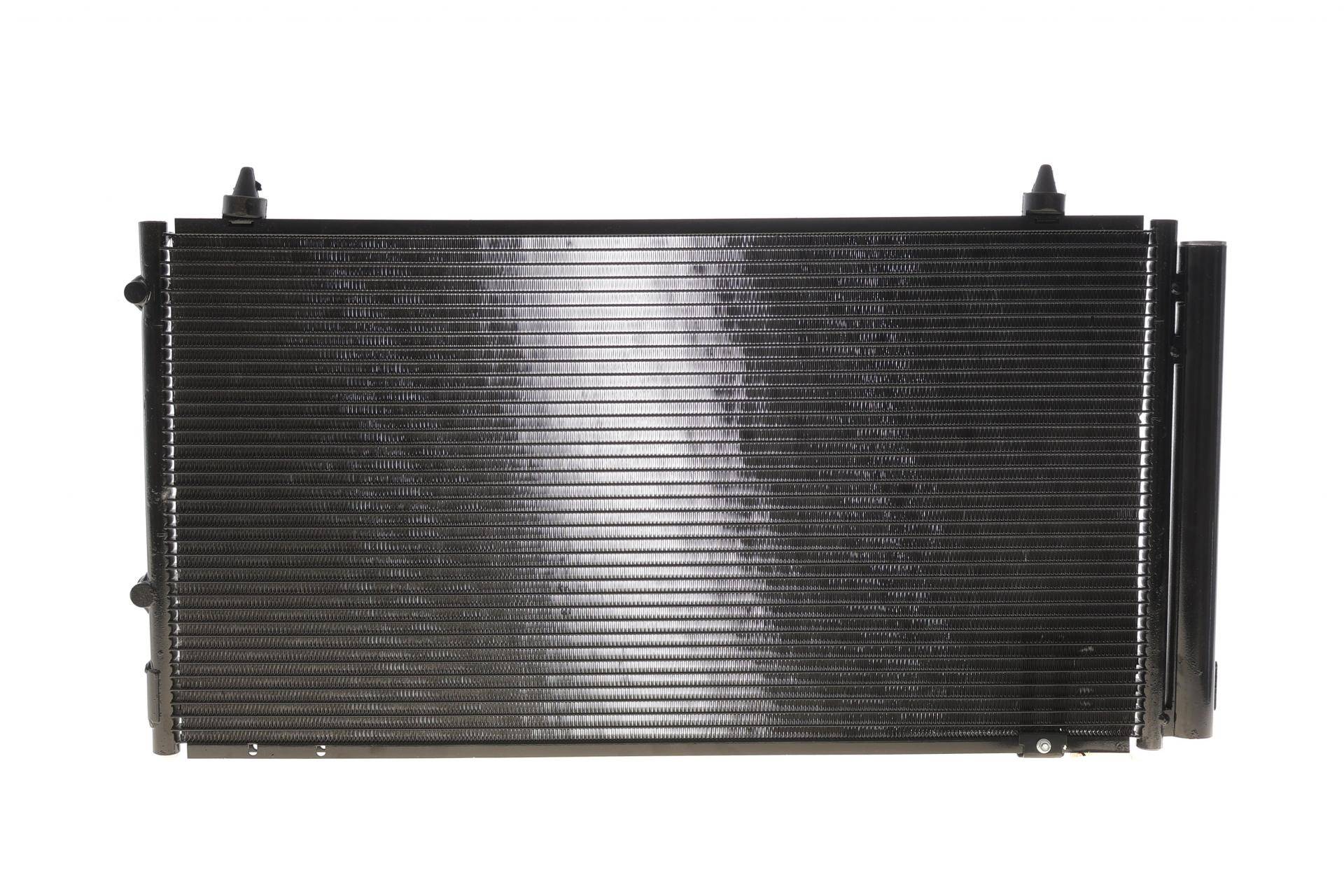 Радіатор кондиціонера (з осушувачем) Toyota Avensis Verso 2.0/2.2D 01-09(незначне пошкодження)