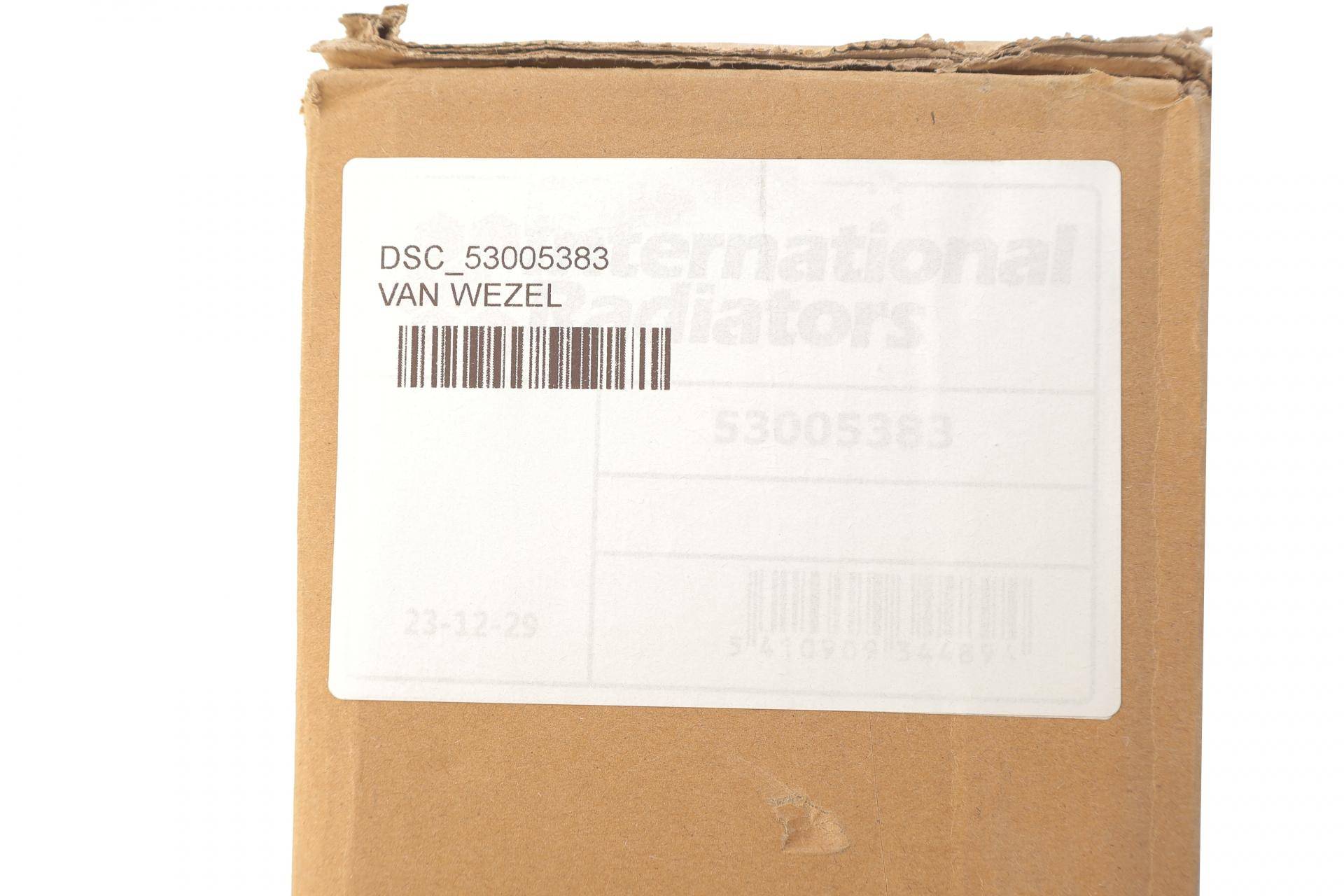 Радіатор кондиціонера (з осушувачем) Toyota Avensis Verso 2.0/2.2D 01-09(незначне пошкодження)