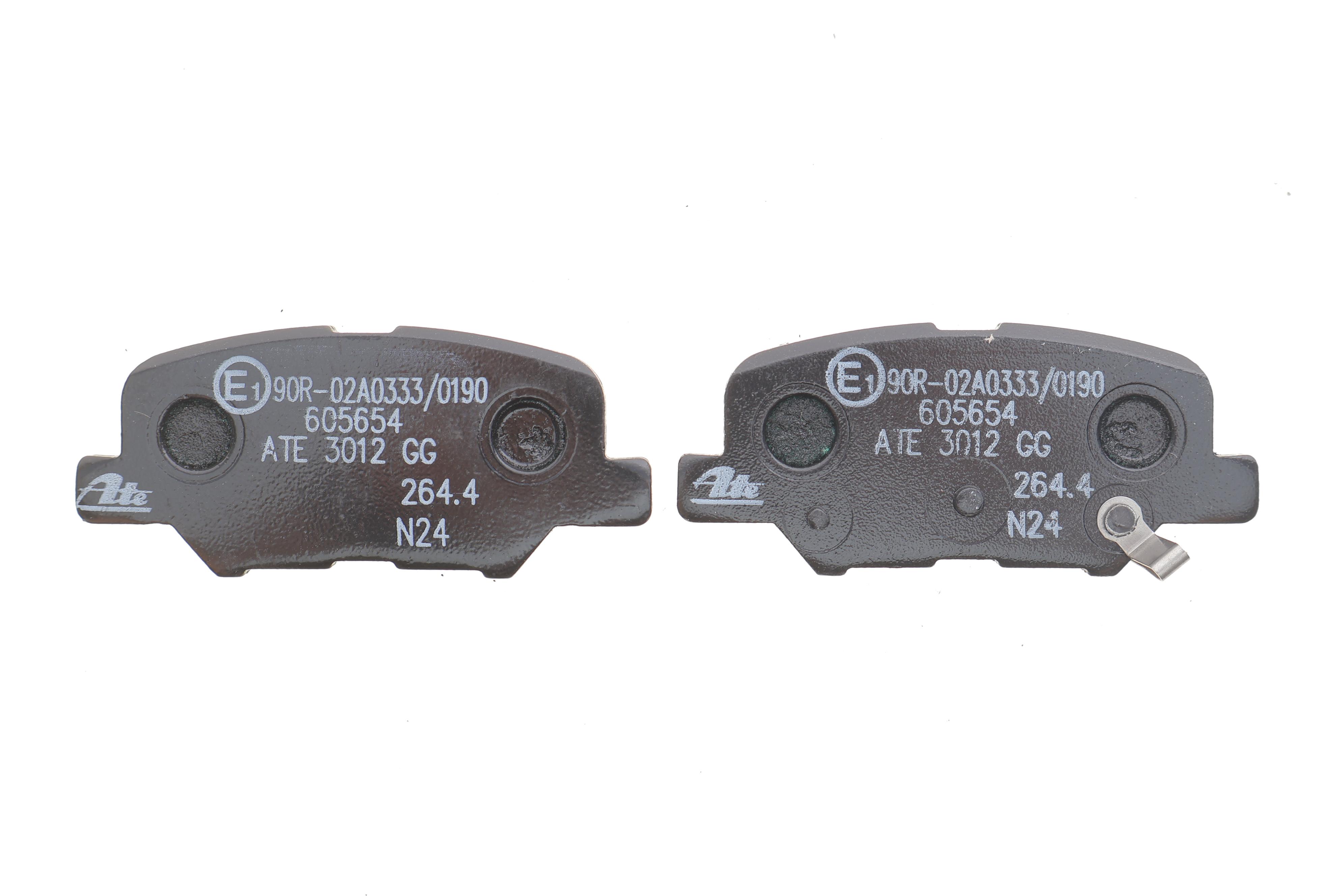 Колодки гальмівні (задні) Citroen C4 Aircross/Mazda 6/Mitsubishi Outlander III/Peugeot 4008 12-