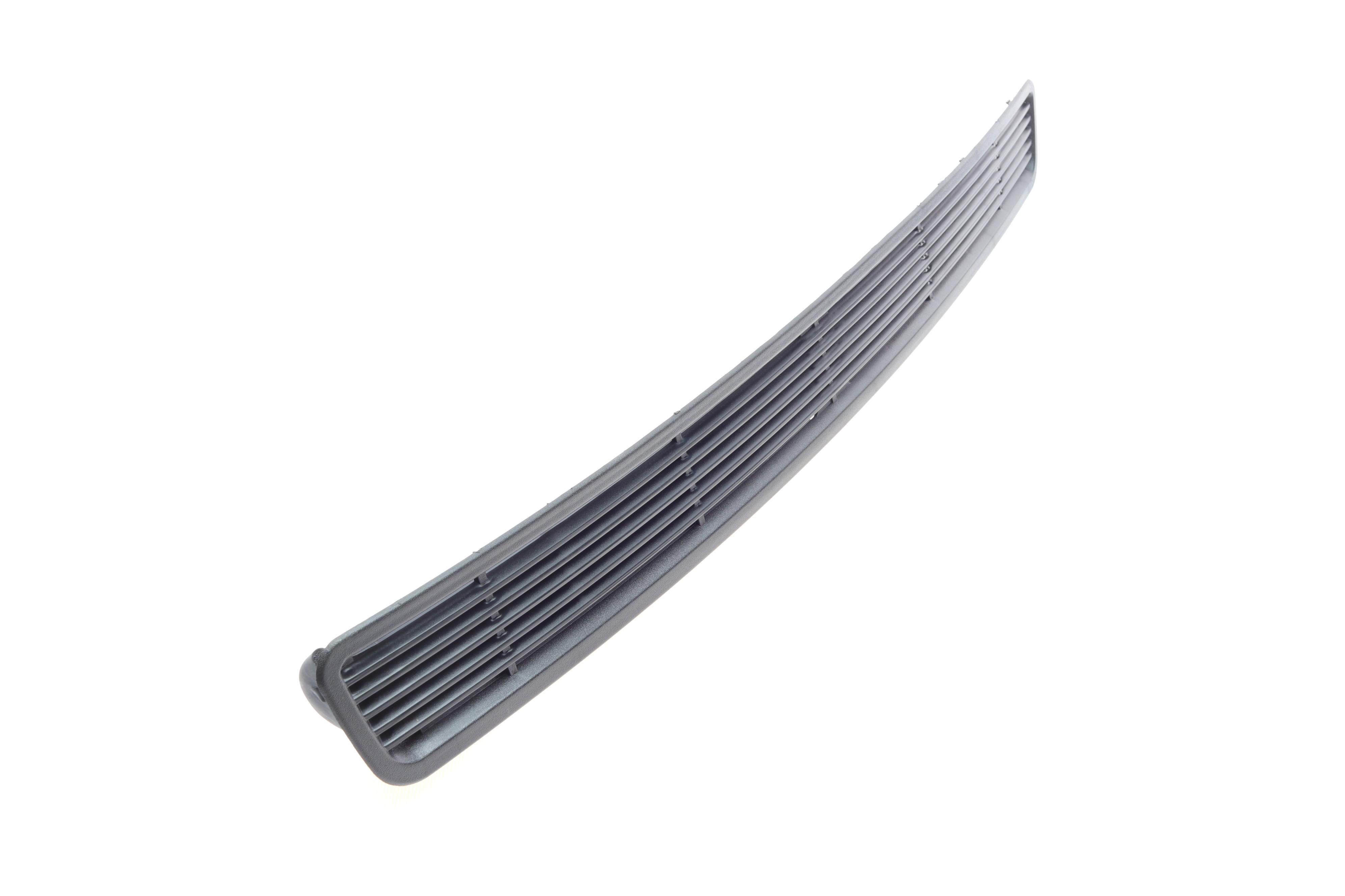 Решетка капота MB Sprinter -03