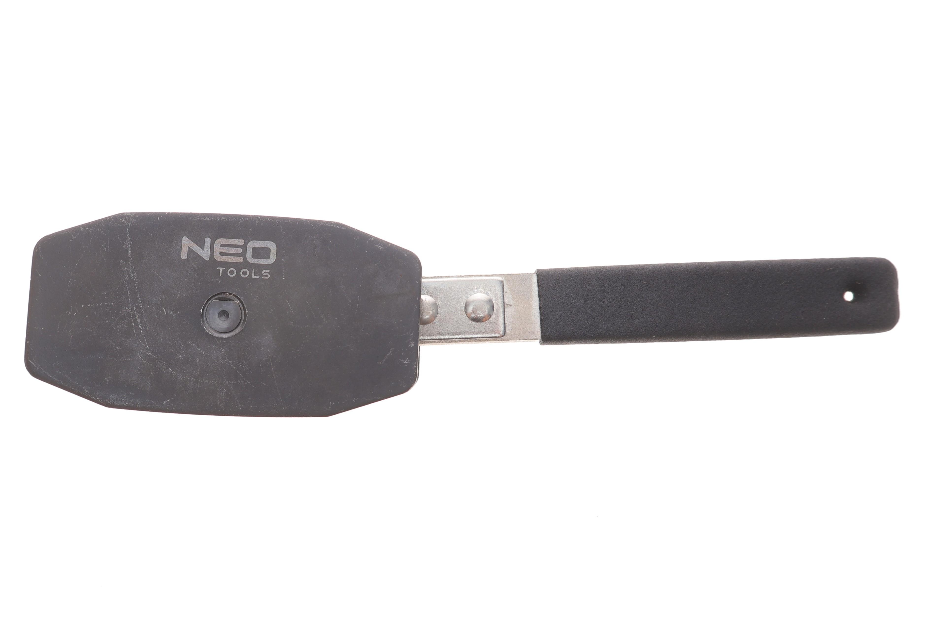 Инструмент для утапливания поршней (механический)